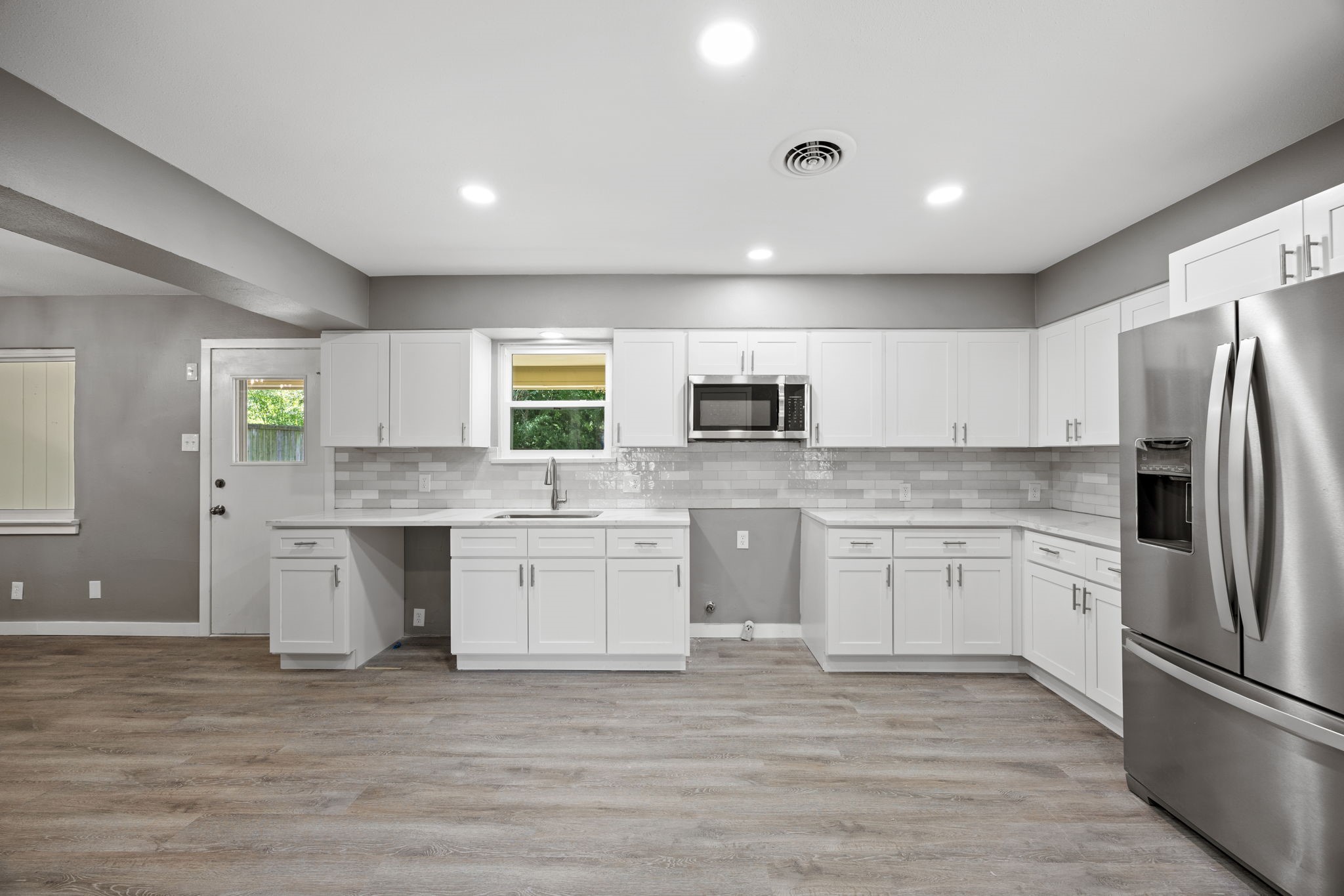 2215 Mack Lane