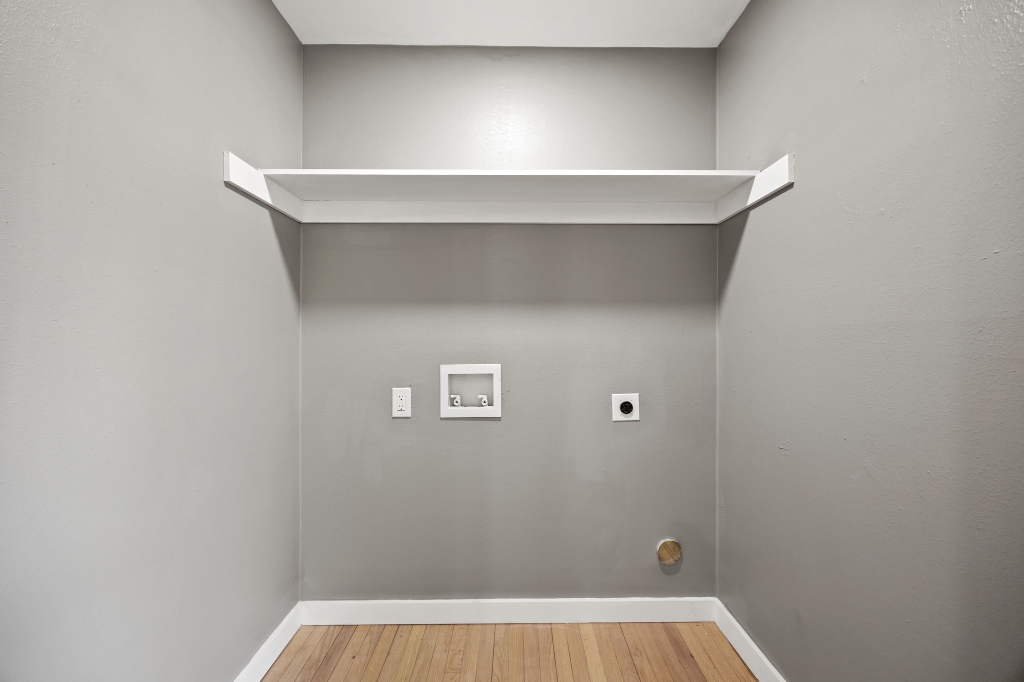 2215 Mack Lane