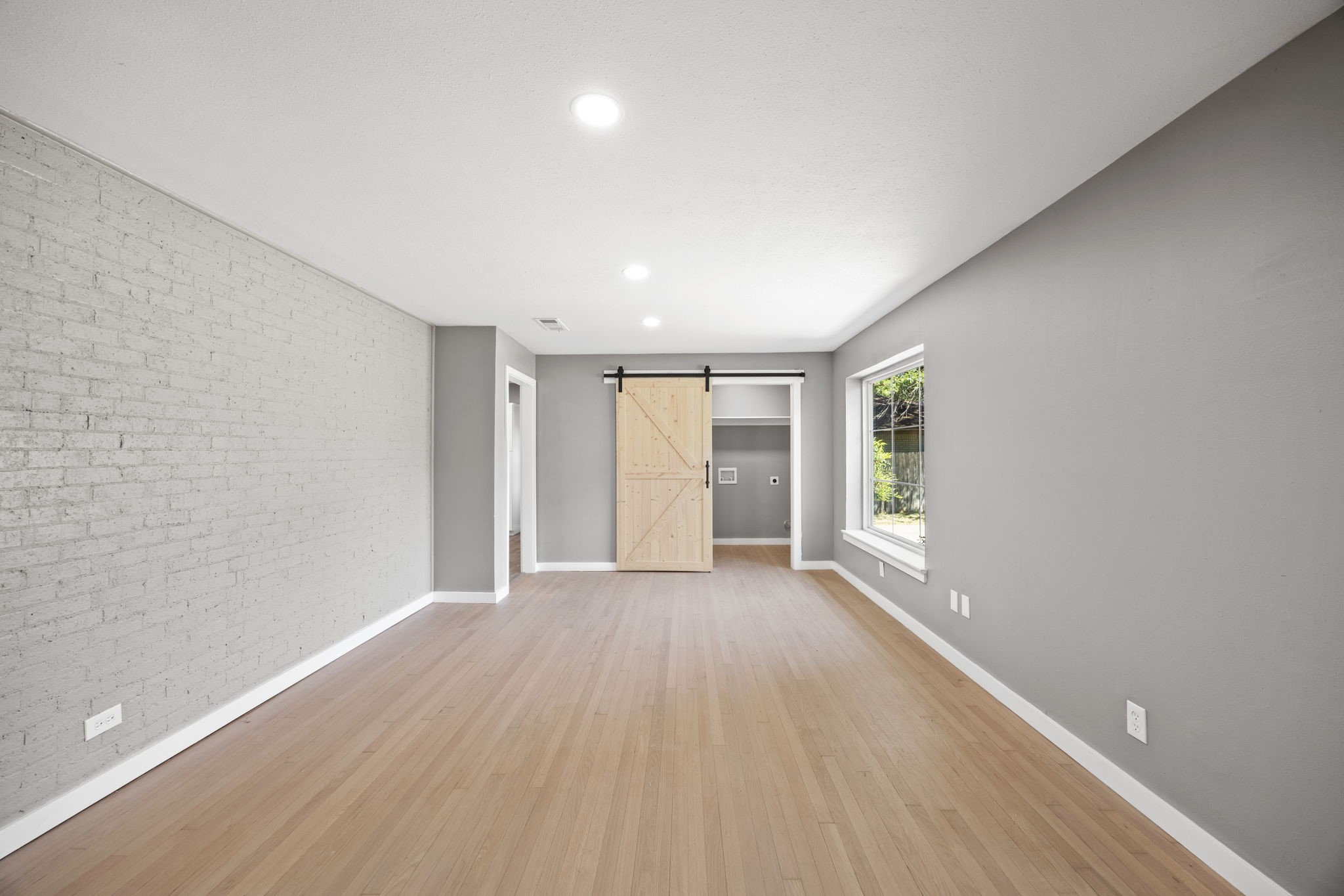 2215 Mack Lane