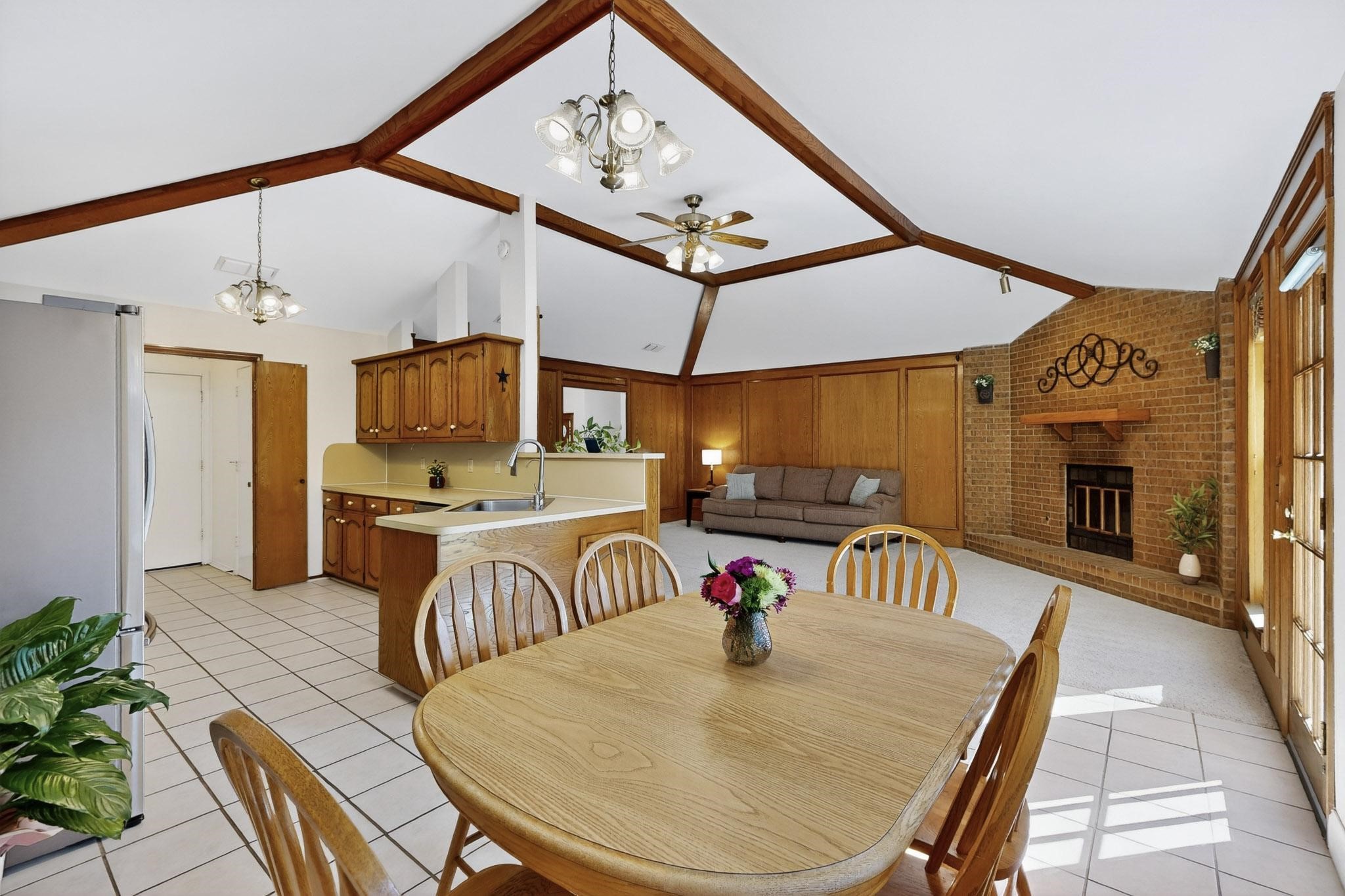 1109 Candlewood Drive