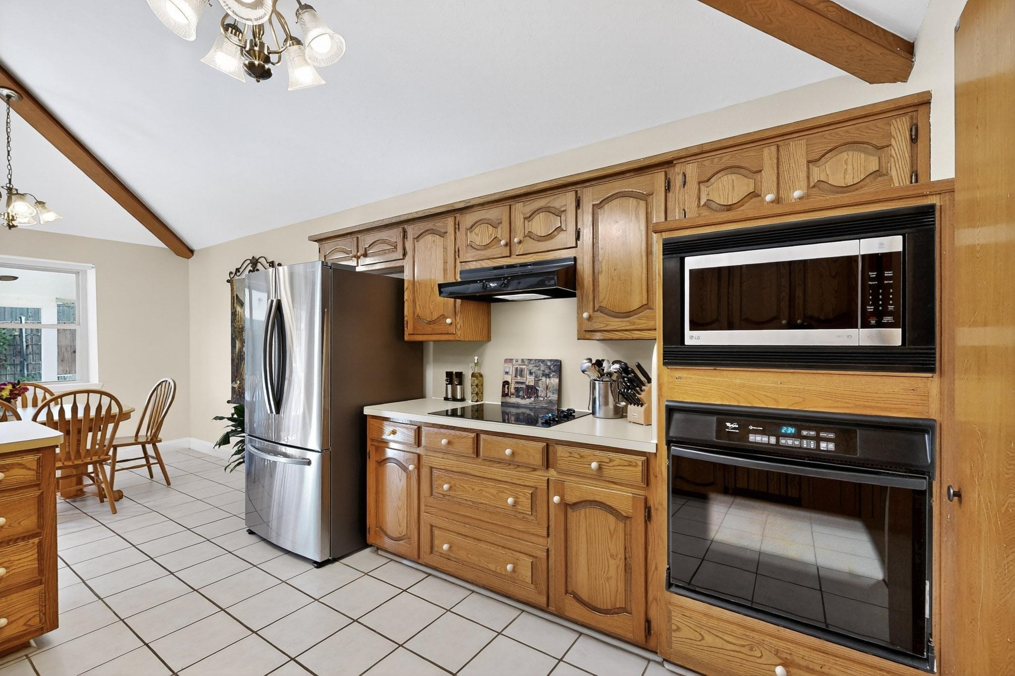 1109 Candlewood Drive