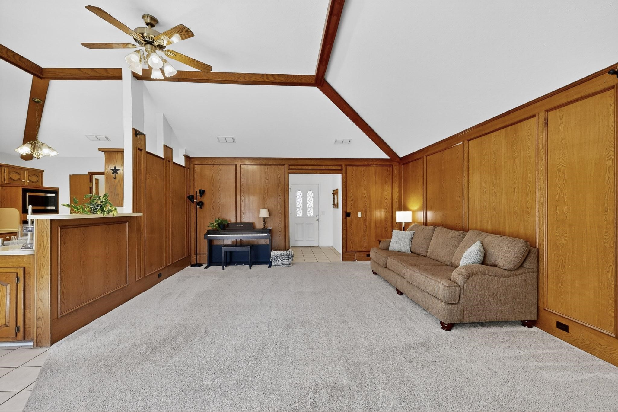 1109 Candlewood Drive