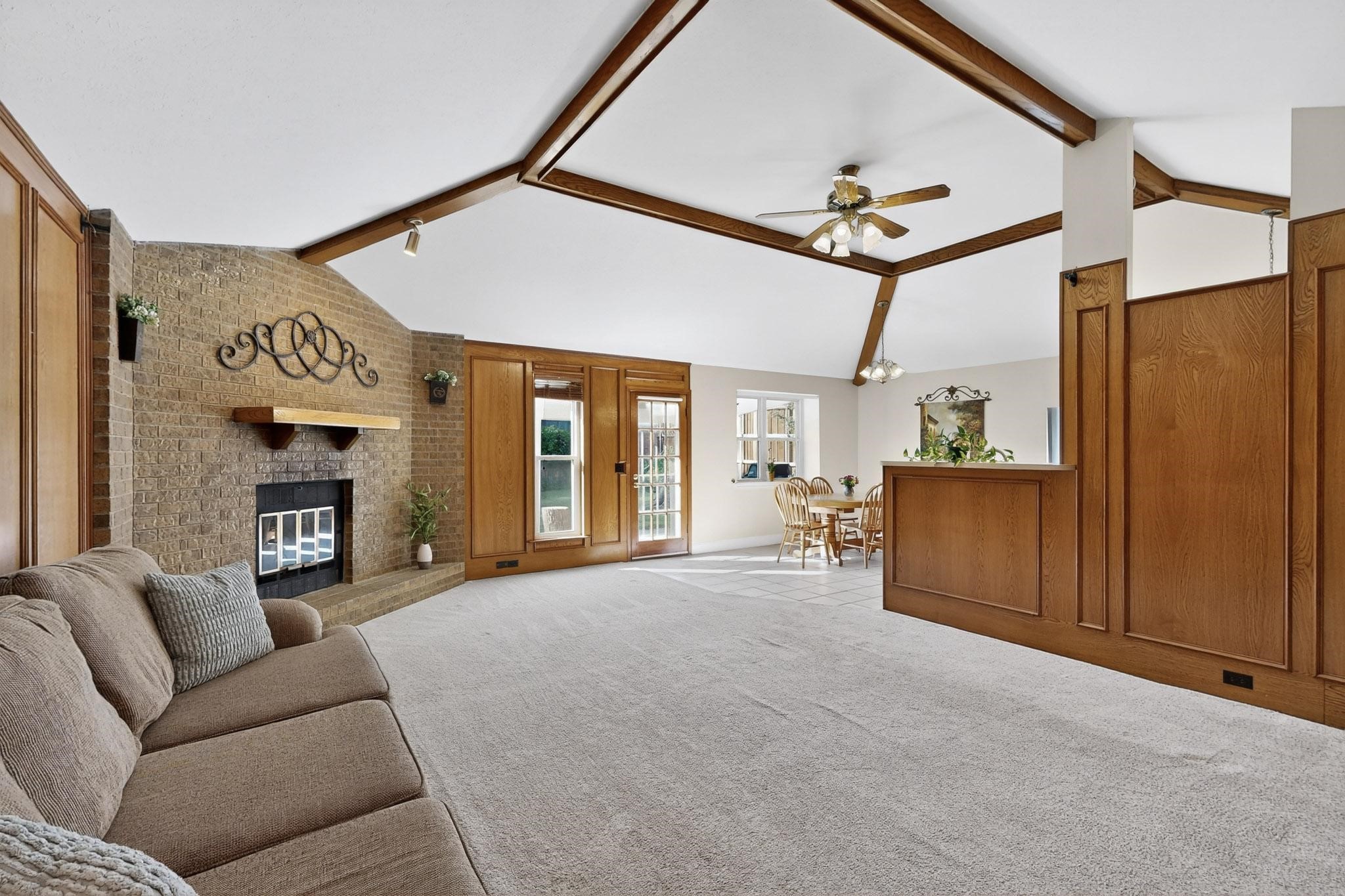 1109 Candlewood Drive