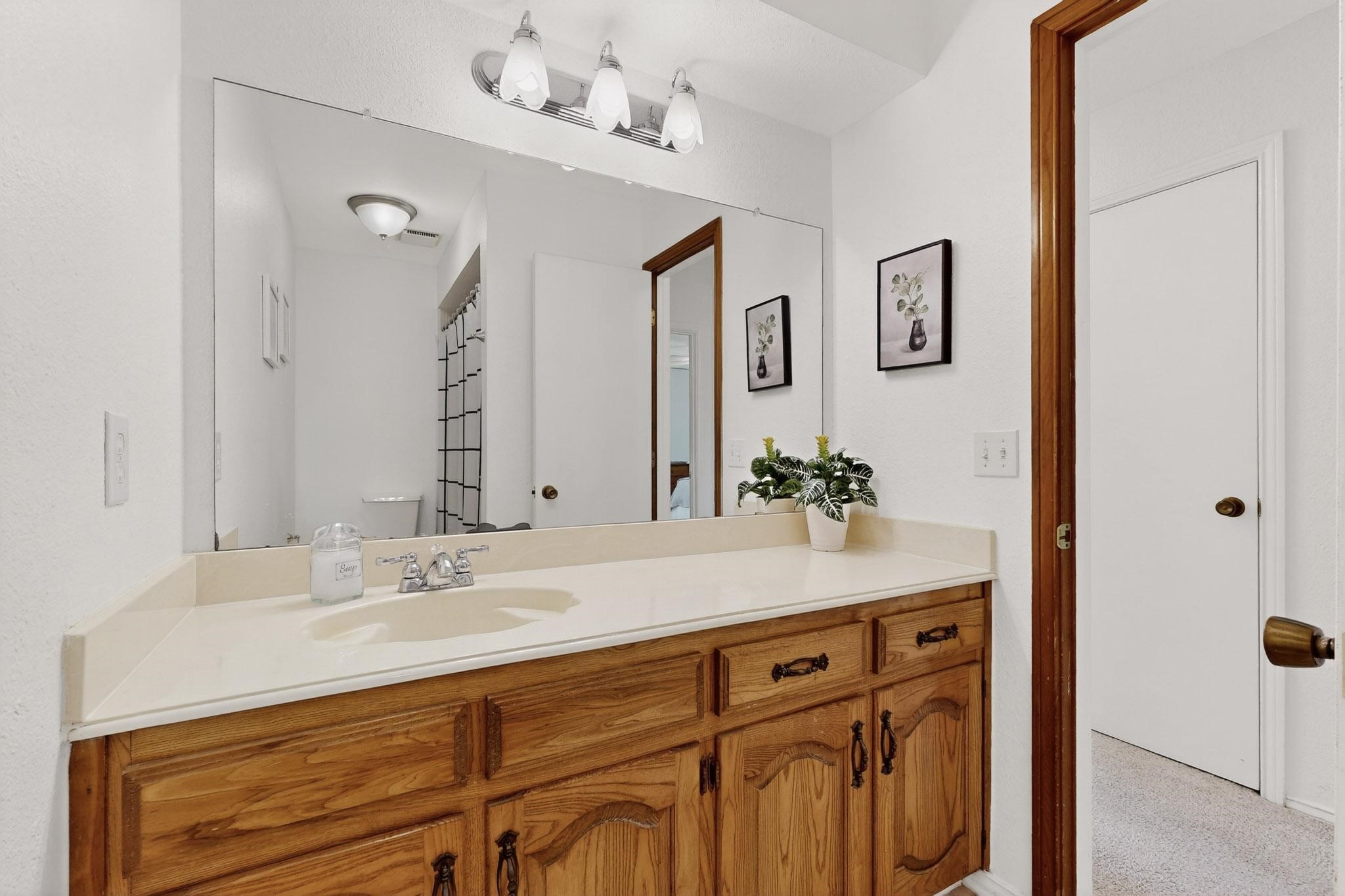 1109 Candlewood Drive