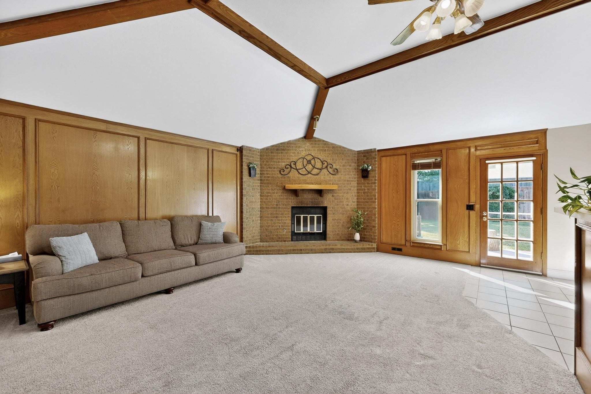 1109 Candlewood Drive