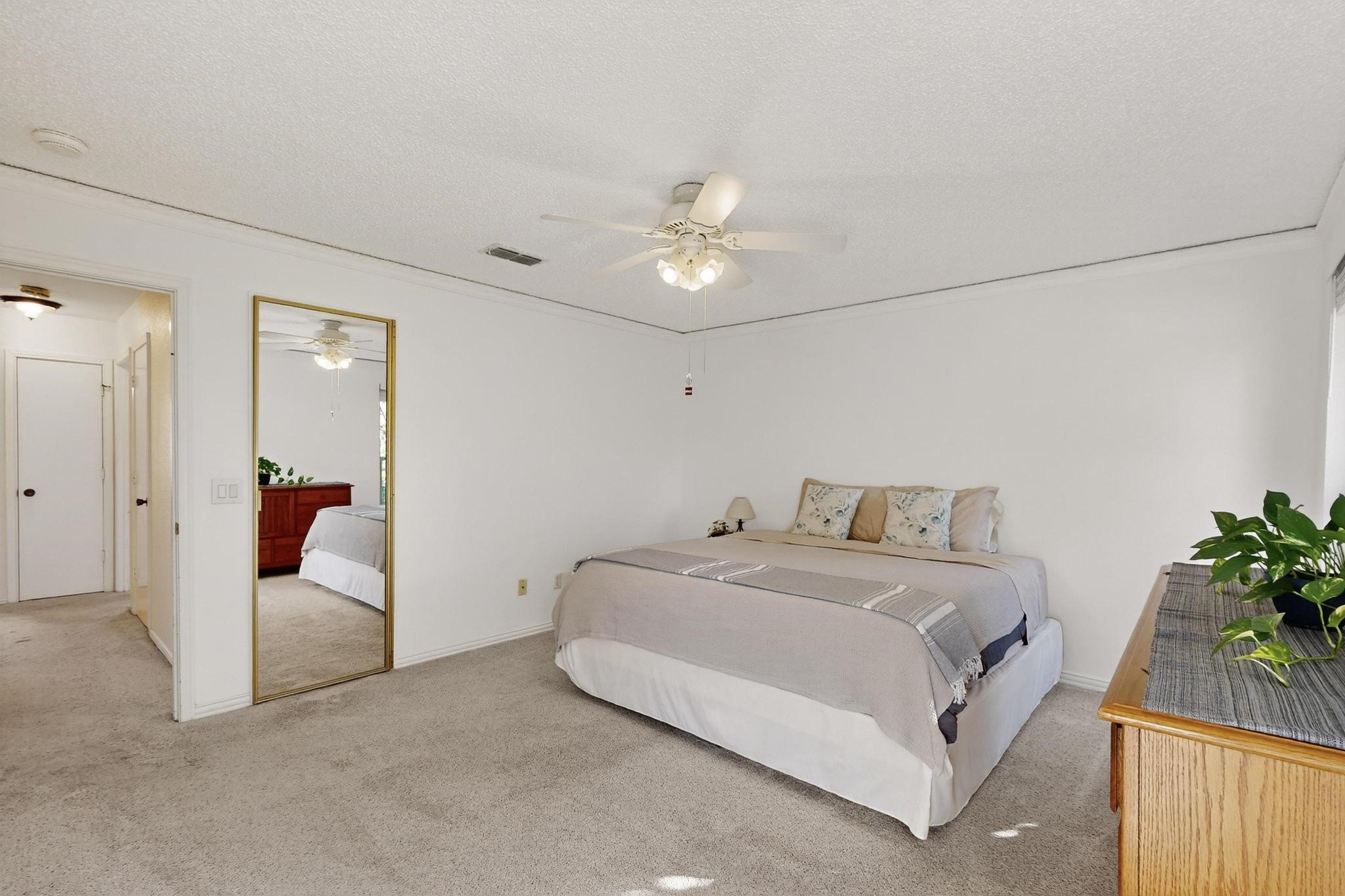 1109 Candlewood Drive