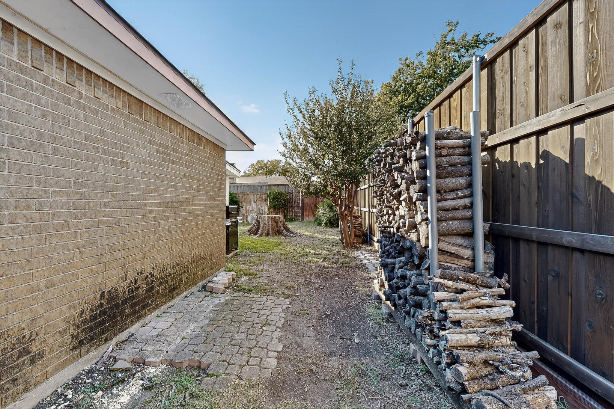 1109 Candlewood Drive