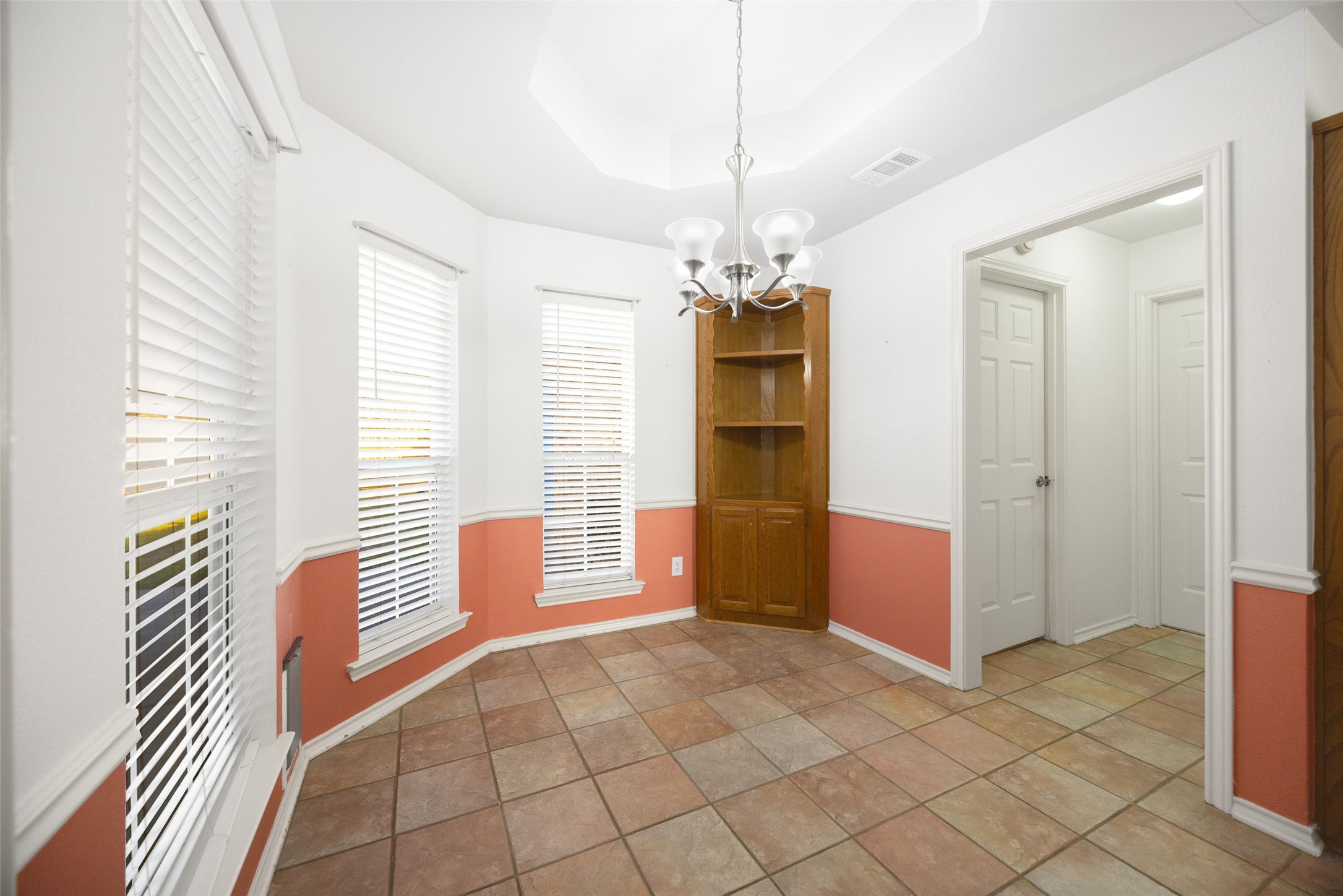 811 Forest Edge Lane