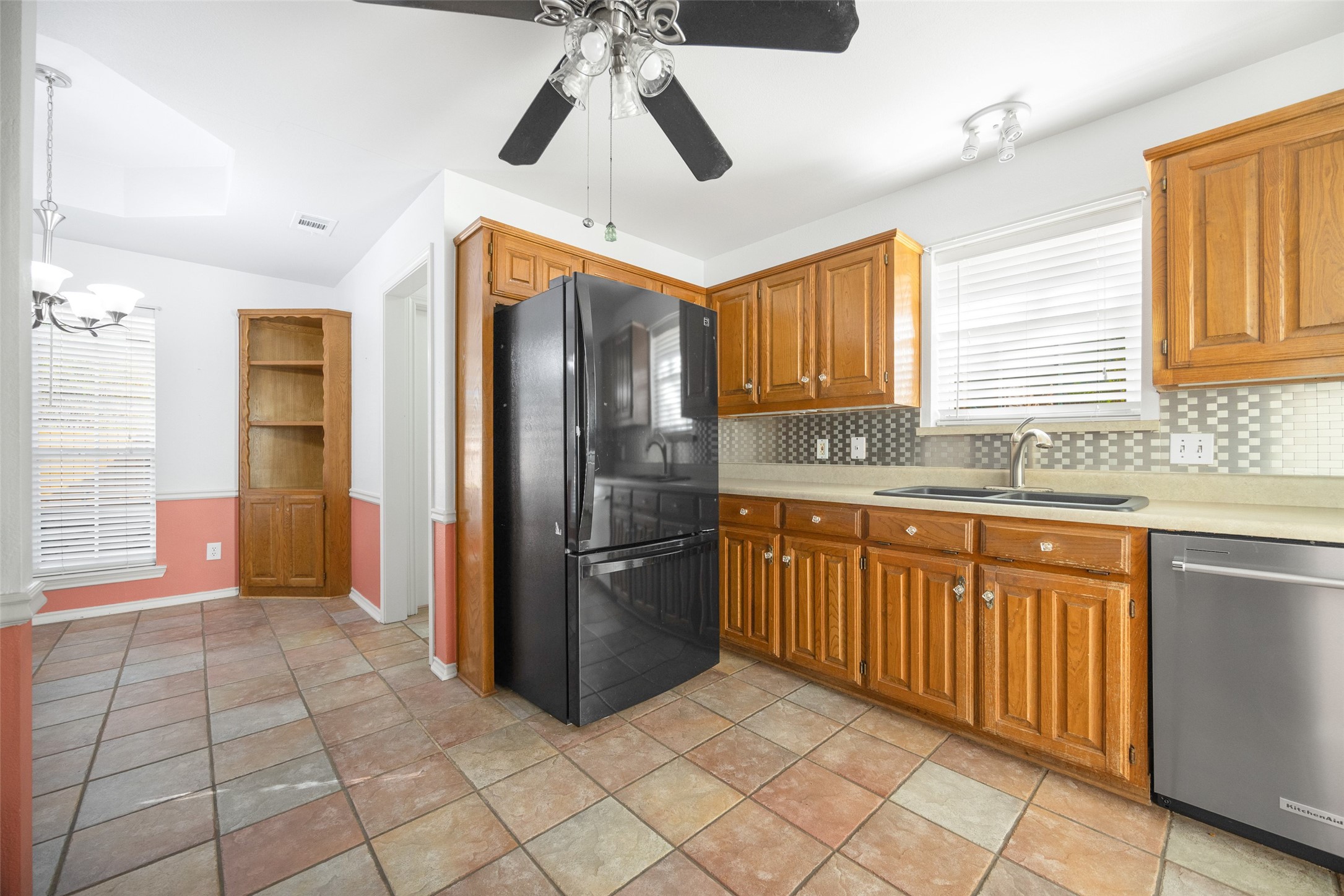 811 Forest Edge Lane