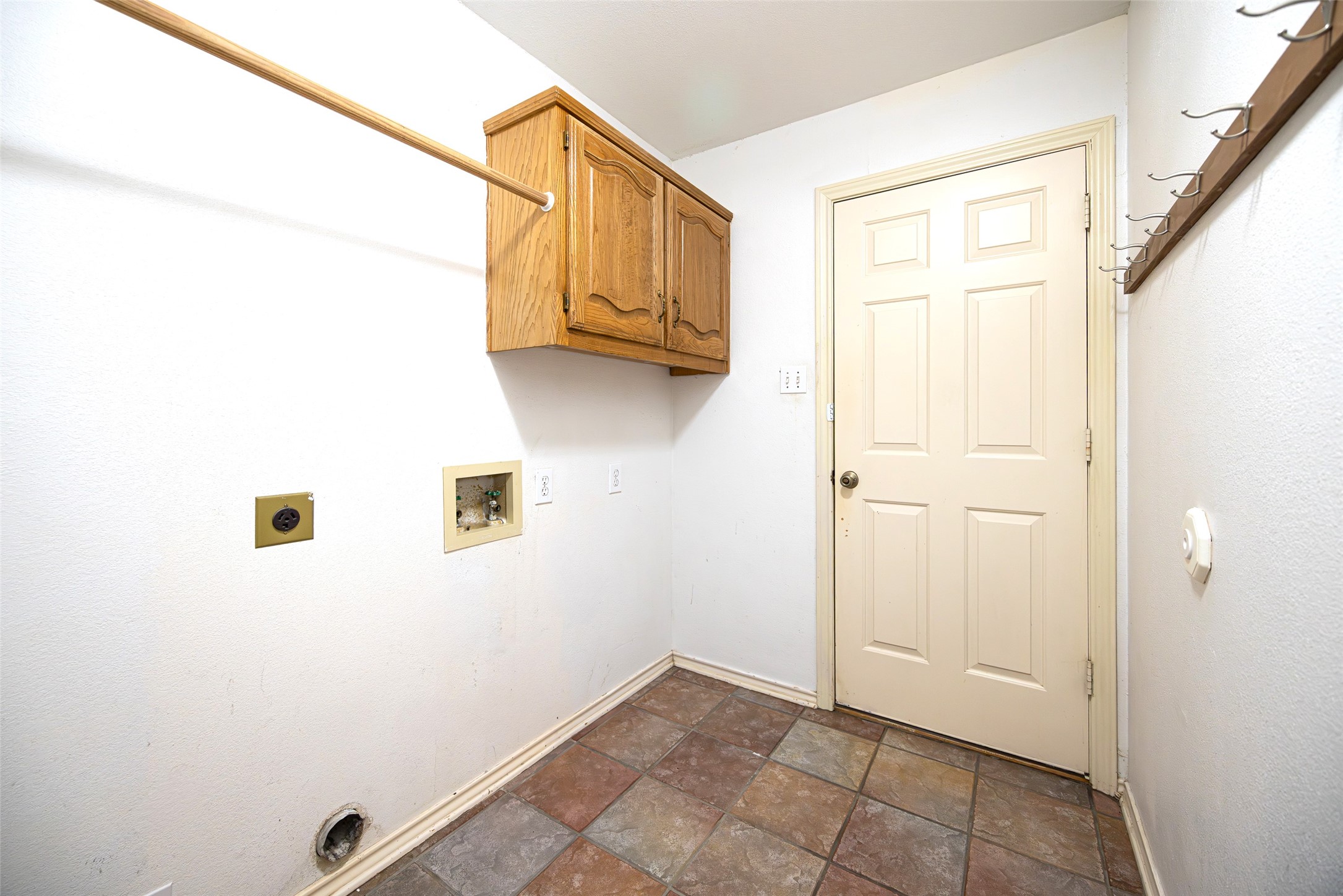 811 Forest Edge Lane