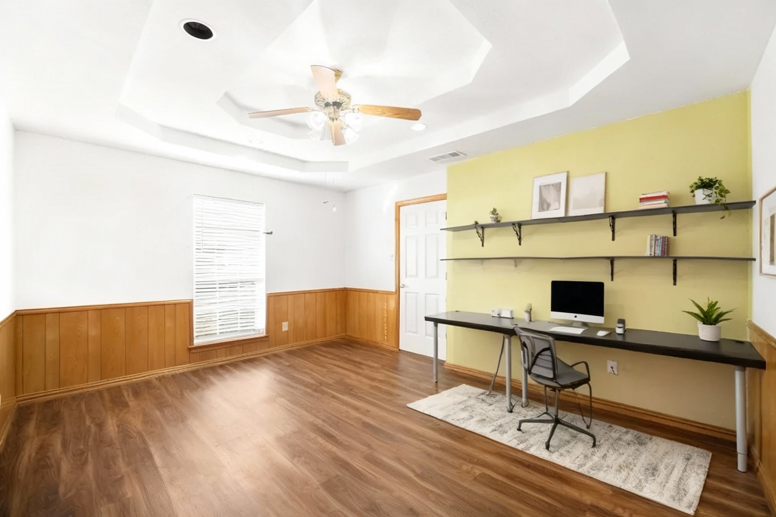 811 Forest Edge Lane