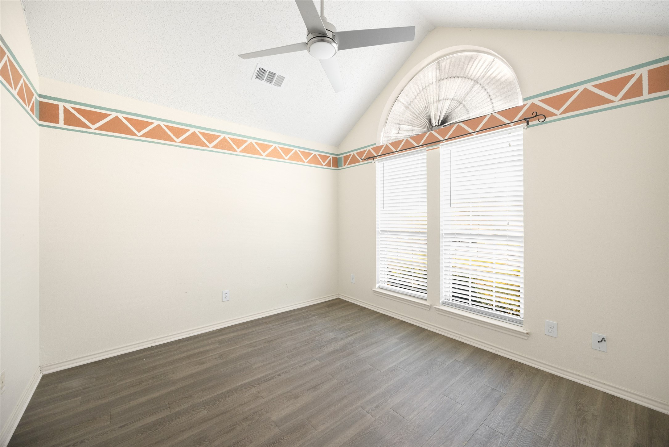 811 Forest Edge Lane