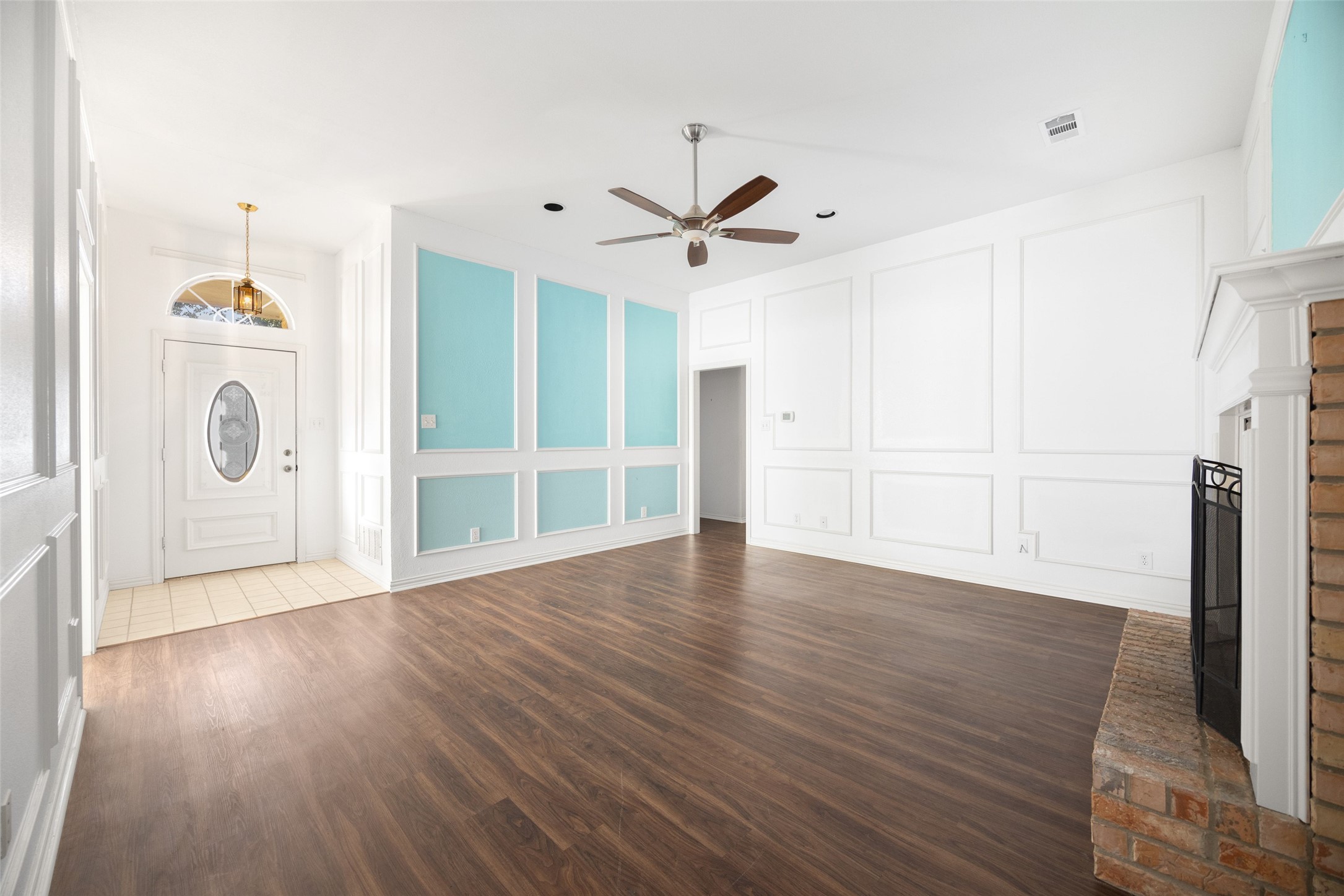 811 Forest Edge Lane