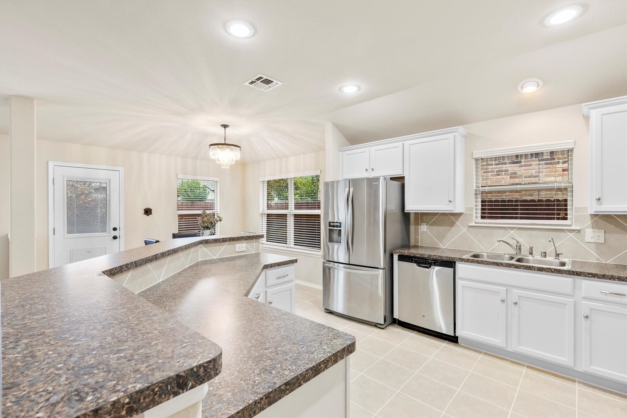 1806 Big Delta Street