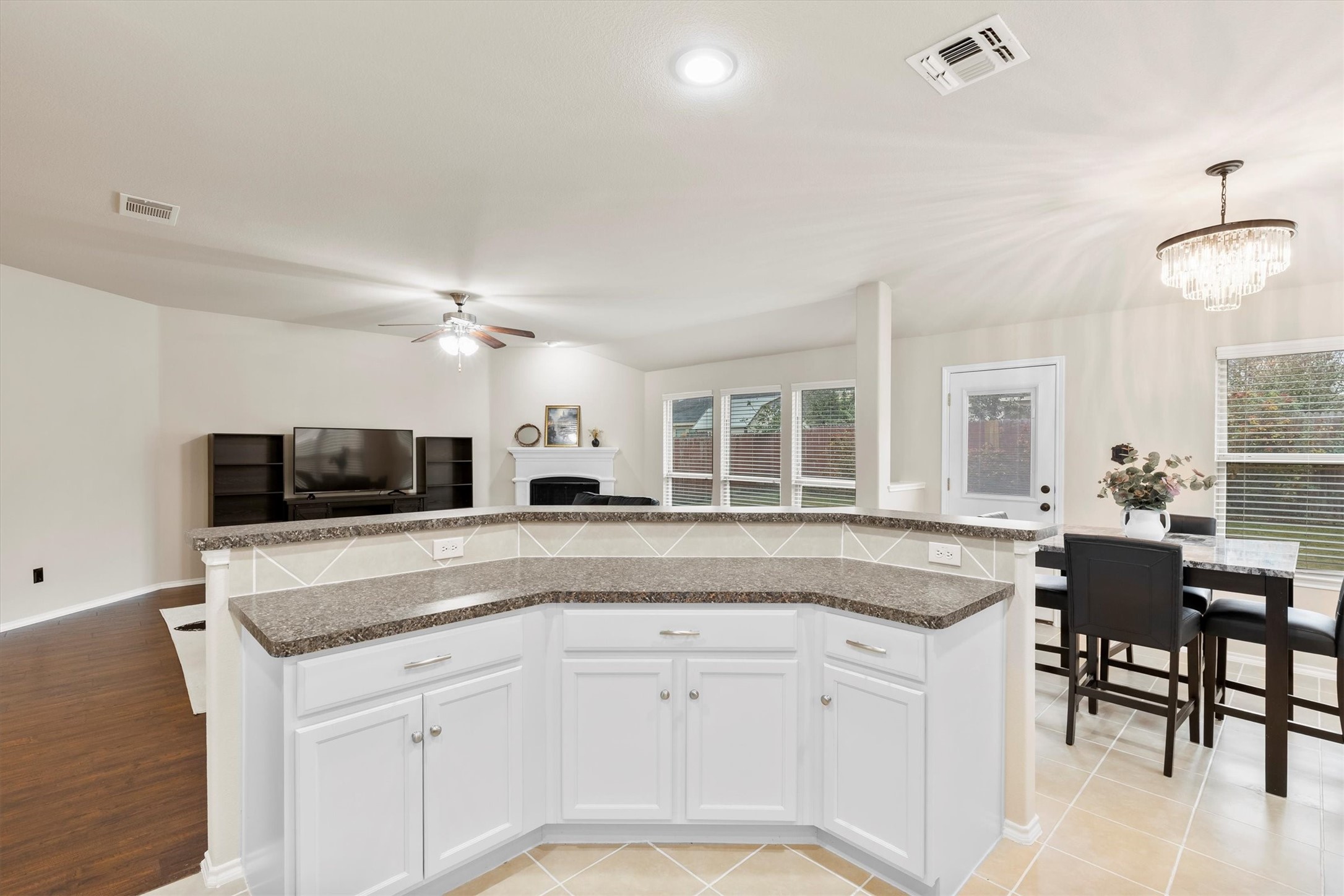 1806 Big Delta Street