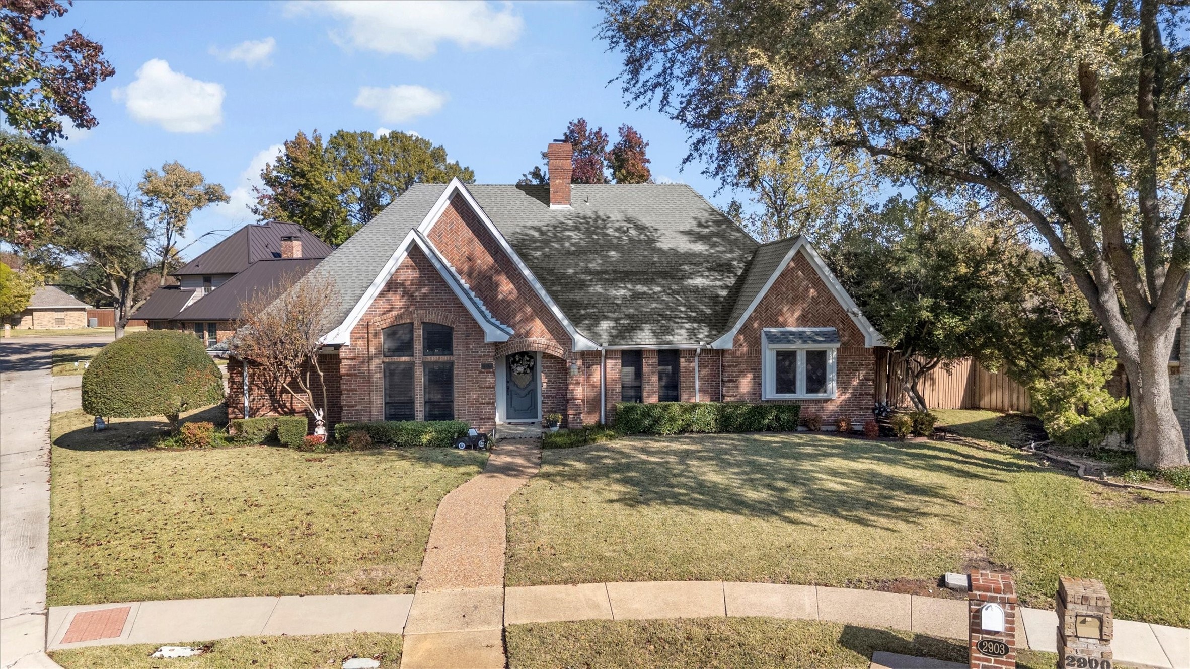 2903 Laguna Court