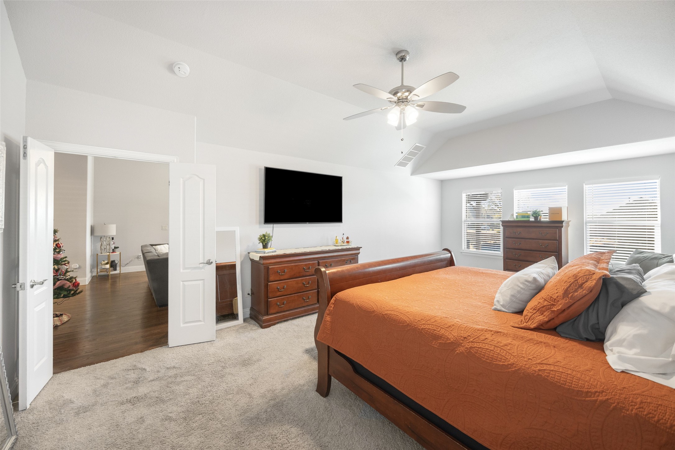 1802 Emerald Vista Boulevard