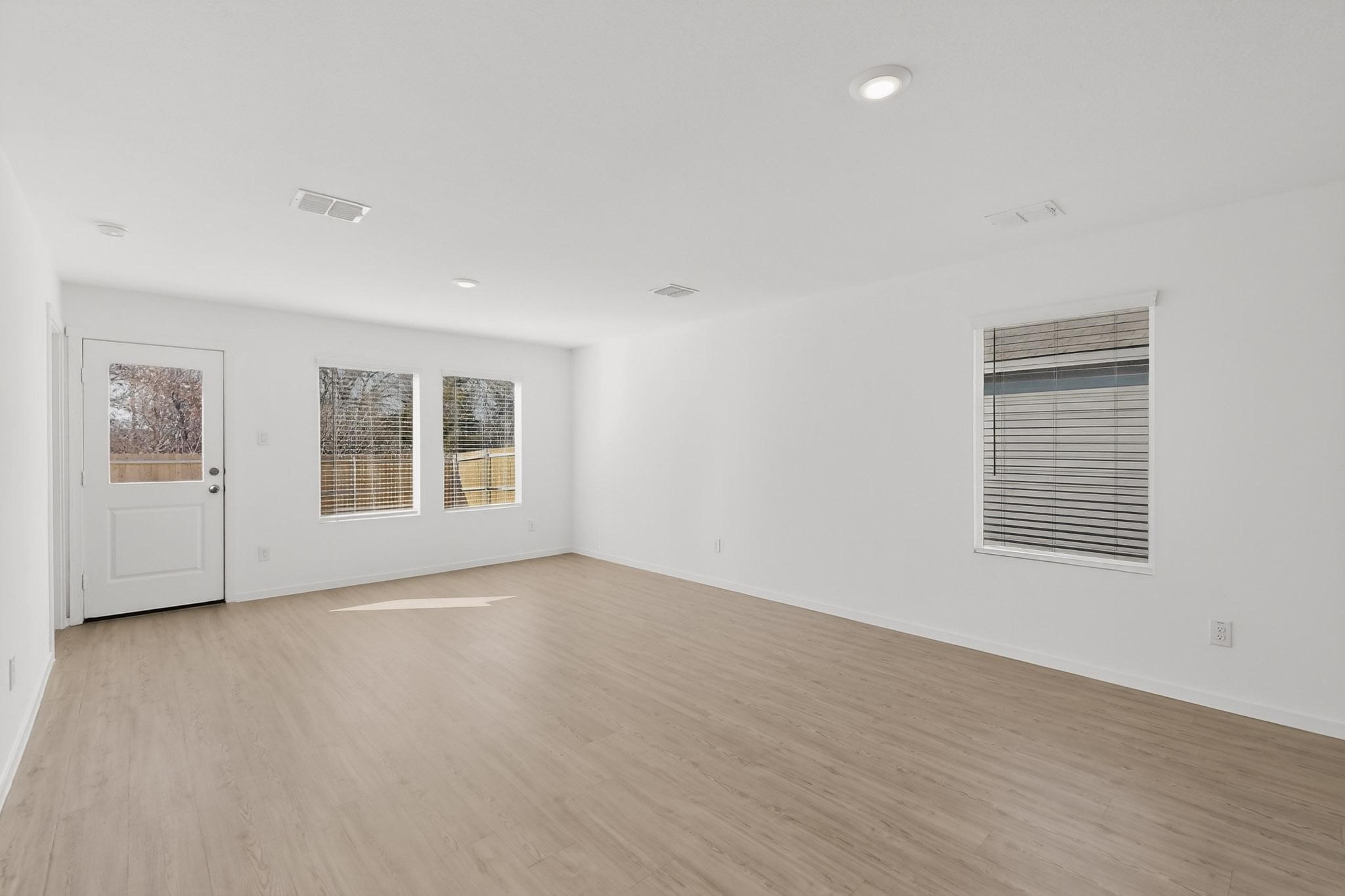 6734 Highlands Street