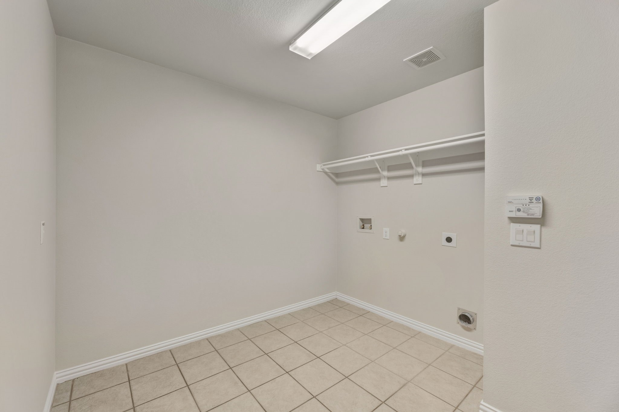 932 Winged Foot Drive