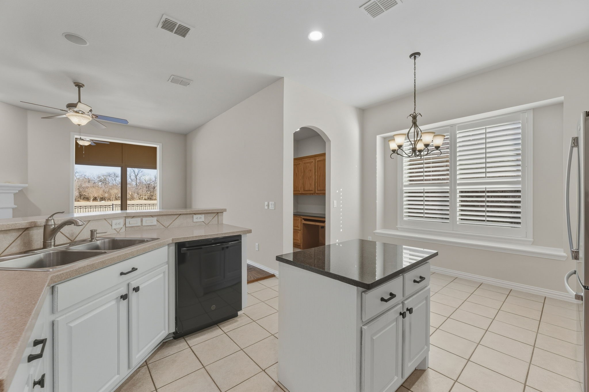 932 Winged Foot Drive