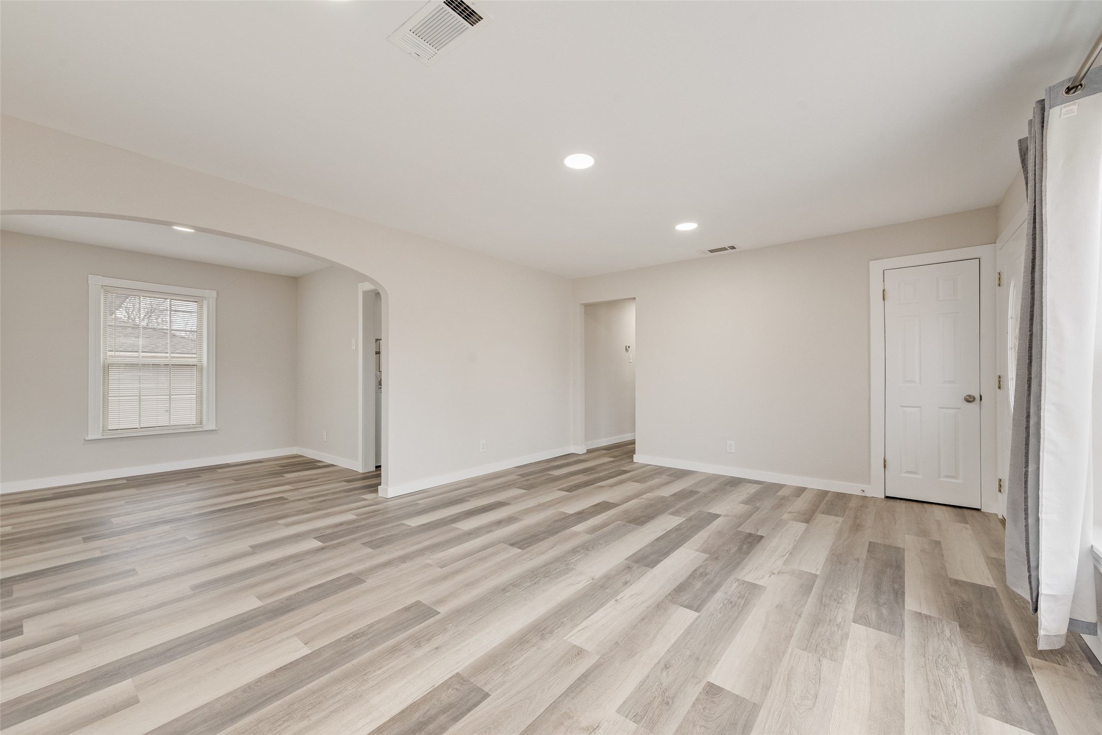 1405 Inwood Boulevard