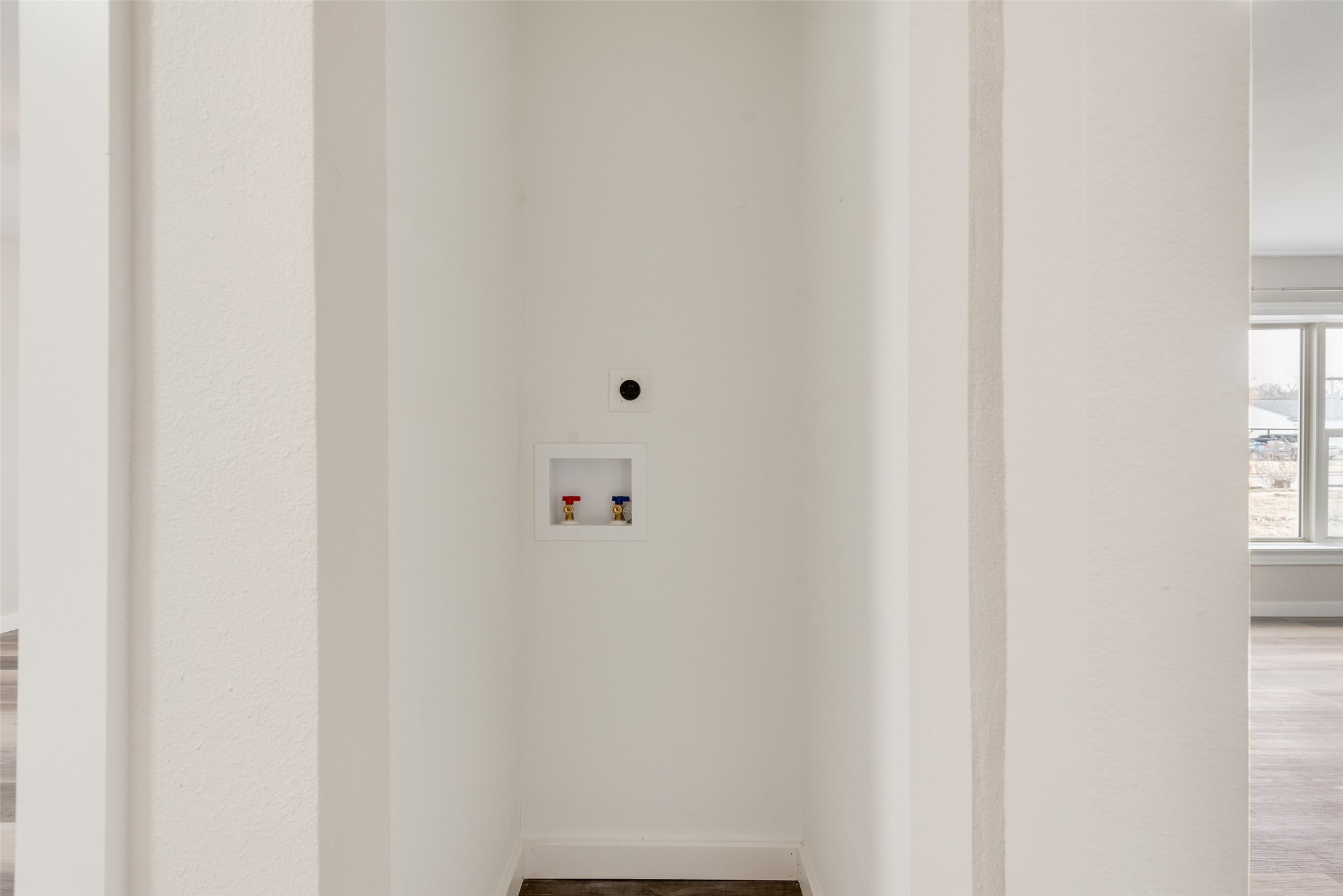 1405 Inwood Boulevard