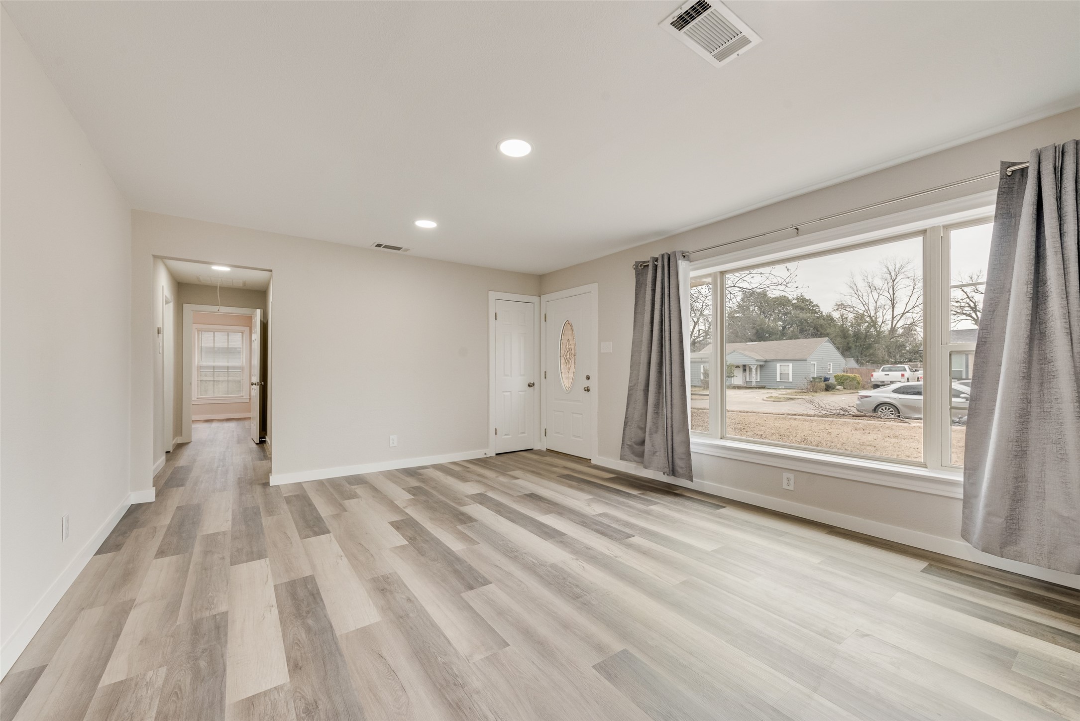 1405 Inwood Boulevard