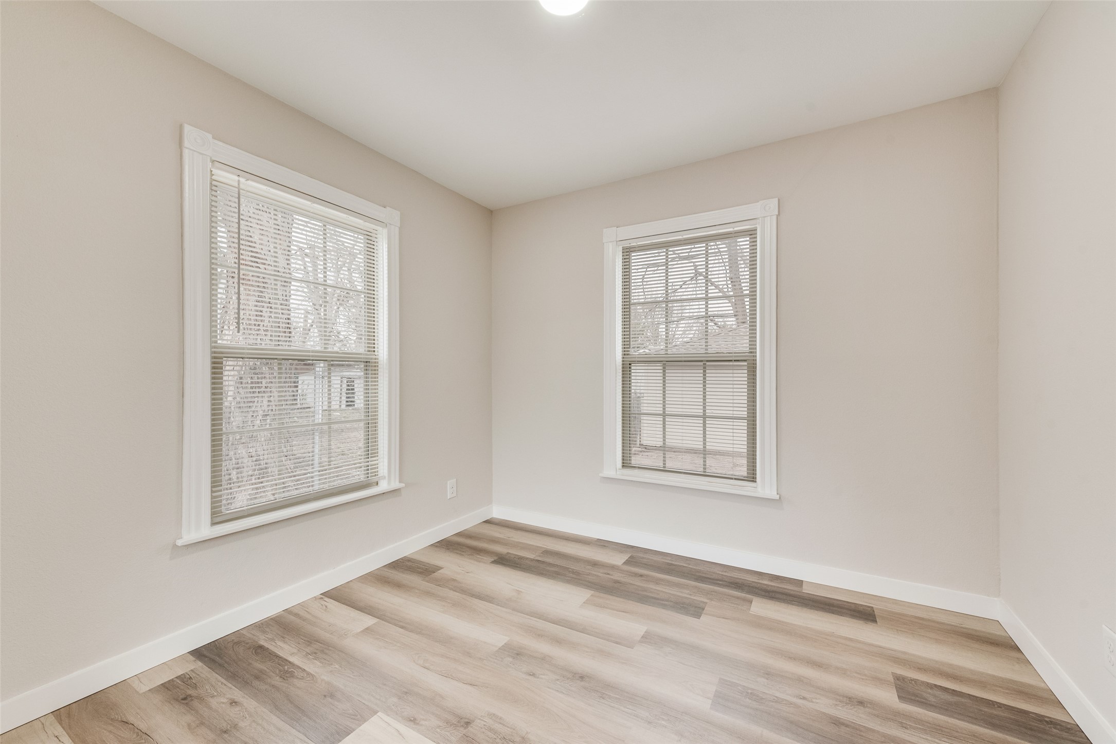 1405 Inwood Boulevard