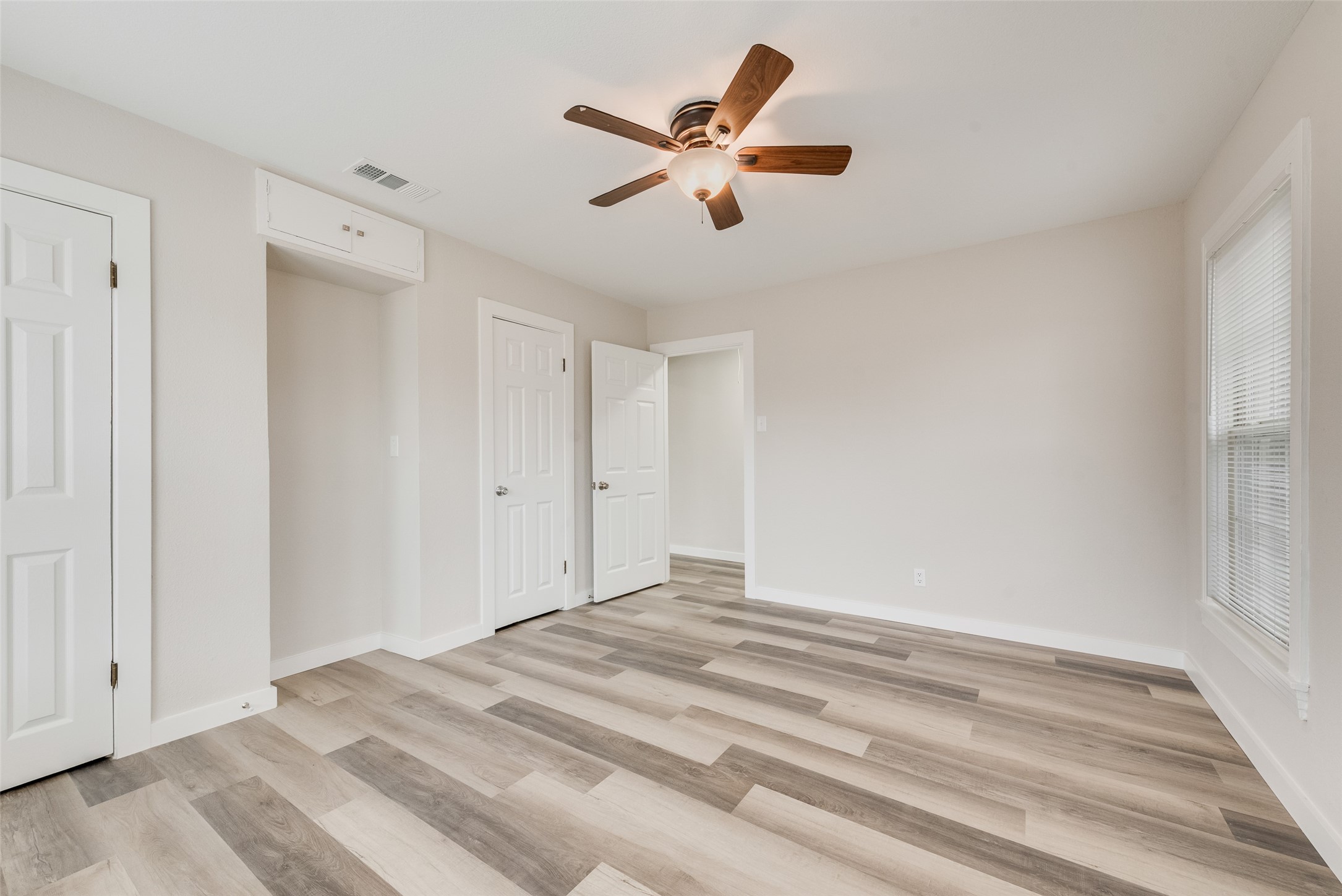 1405 Inwood Boulevard