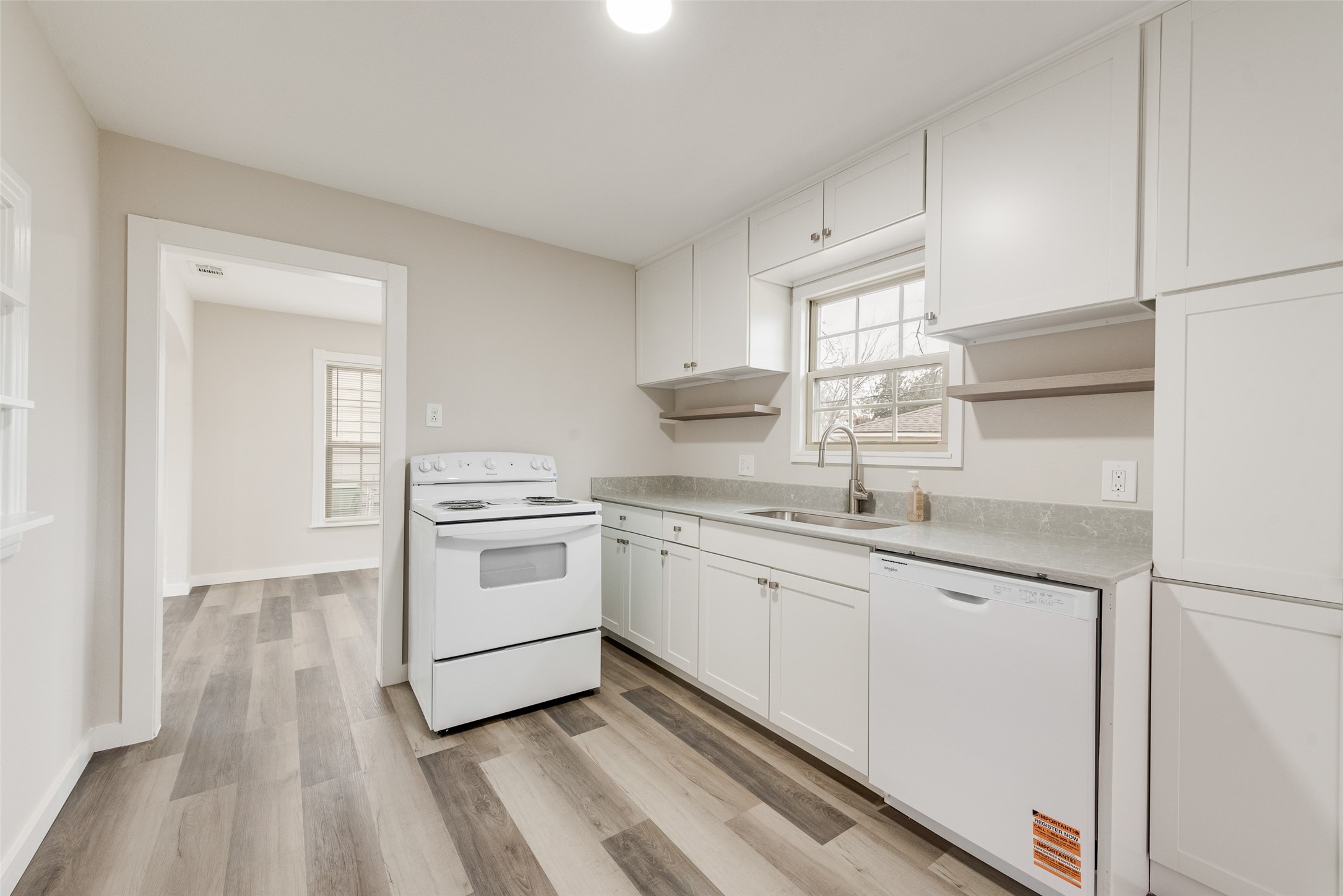 1405 Inwood Boulevard