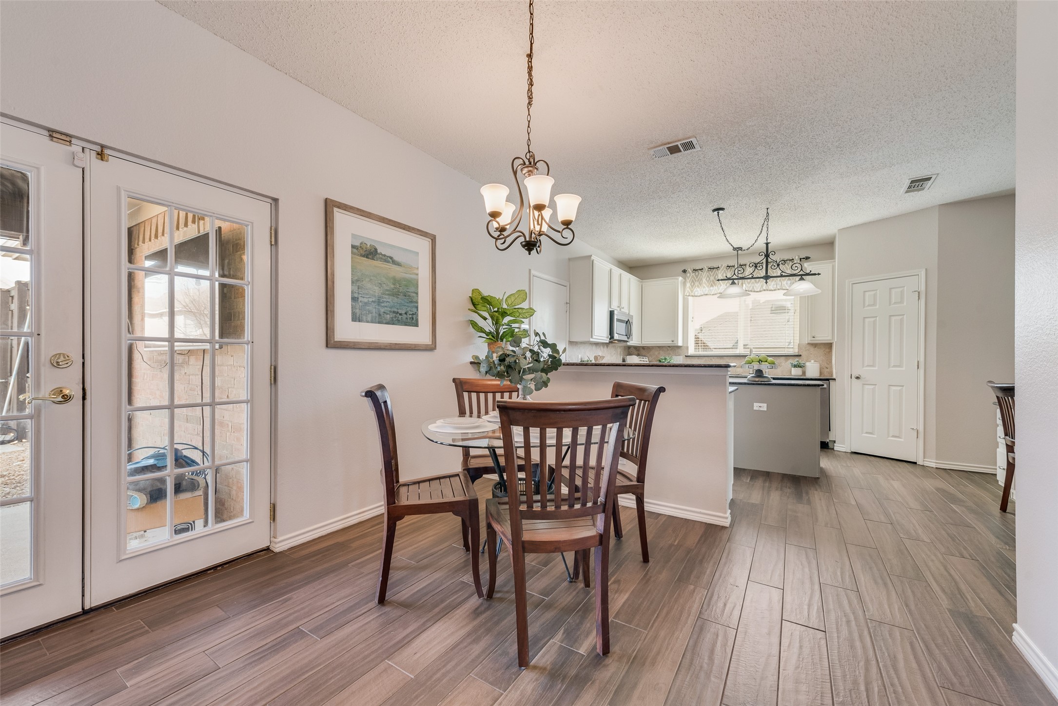 1201 Christopher Lane