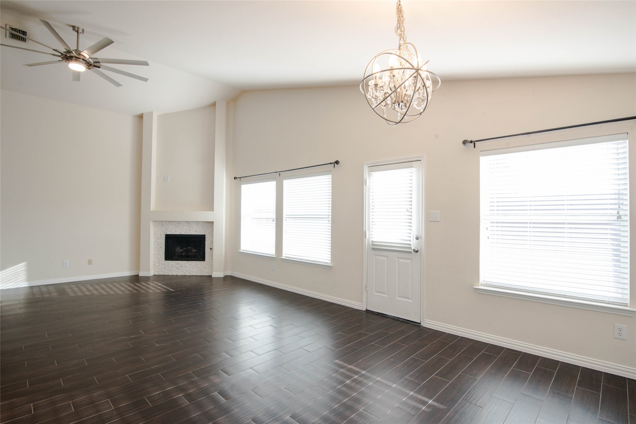 1313 Fayette Court