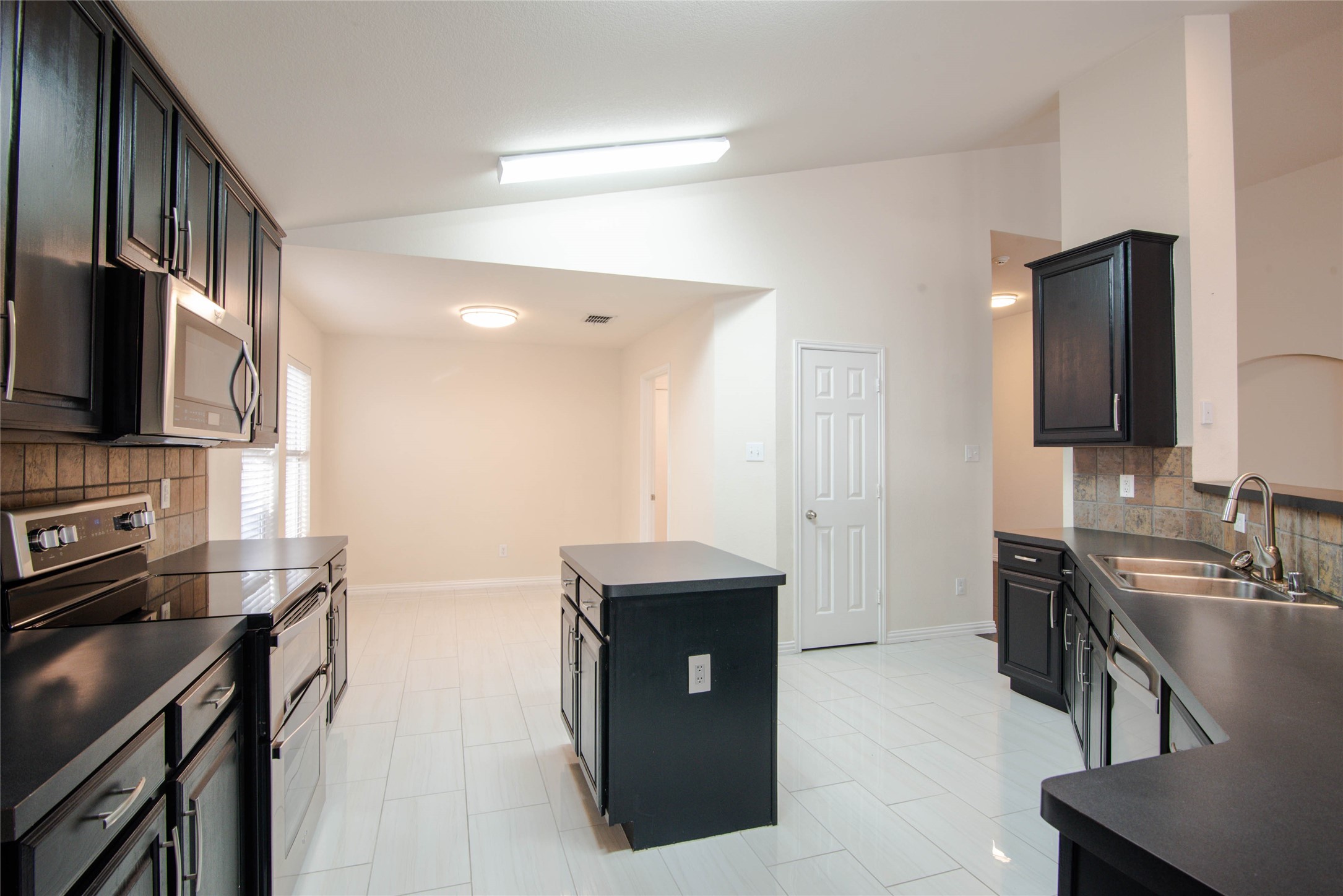1313 Fayette Court