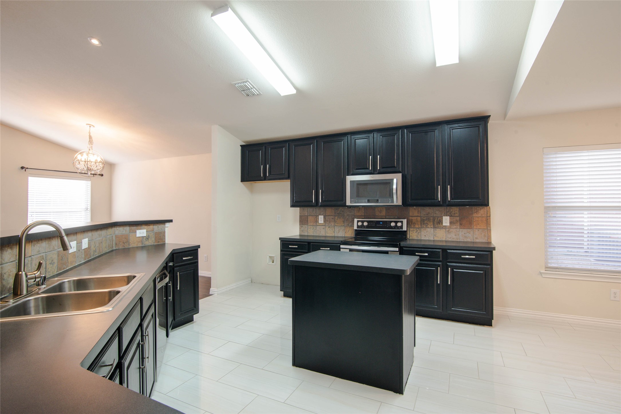 1313 Fayette Court