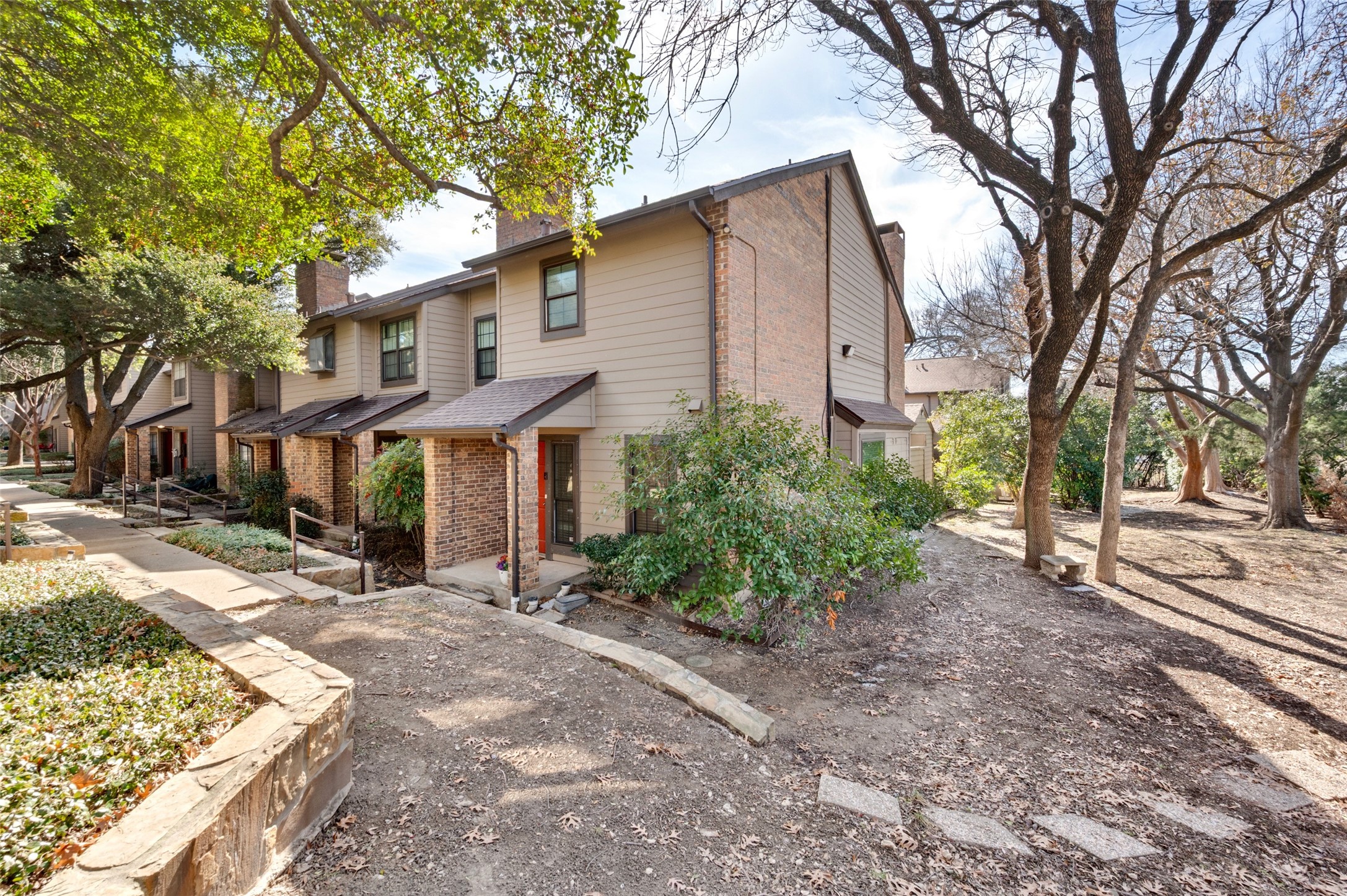 9910 Royal Lane 208