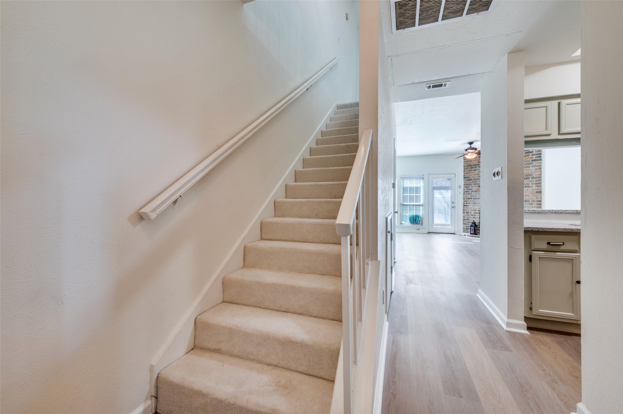 9910 Royal Lane 208