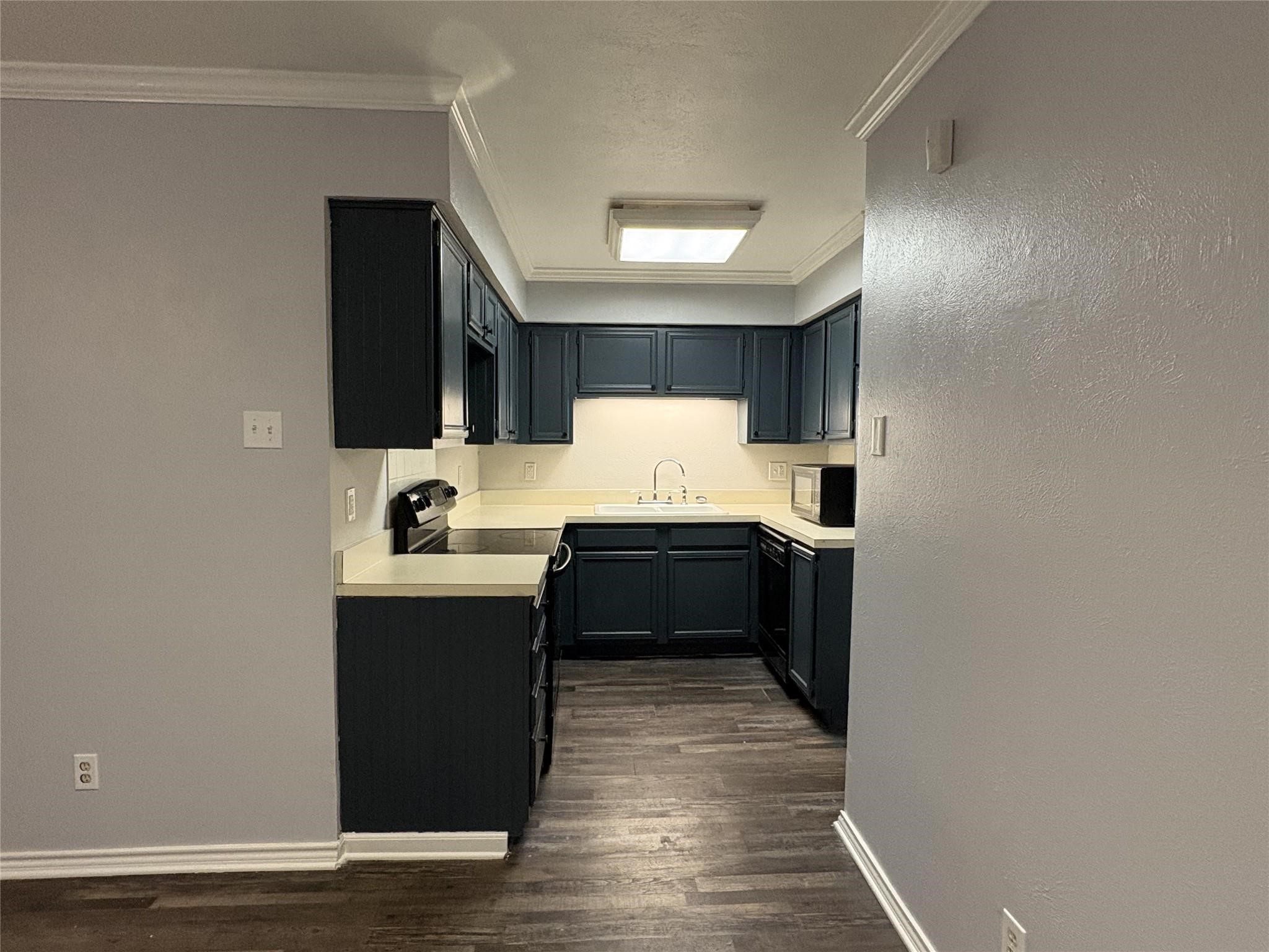 5902 Marvin Loving Drive 204