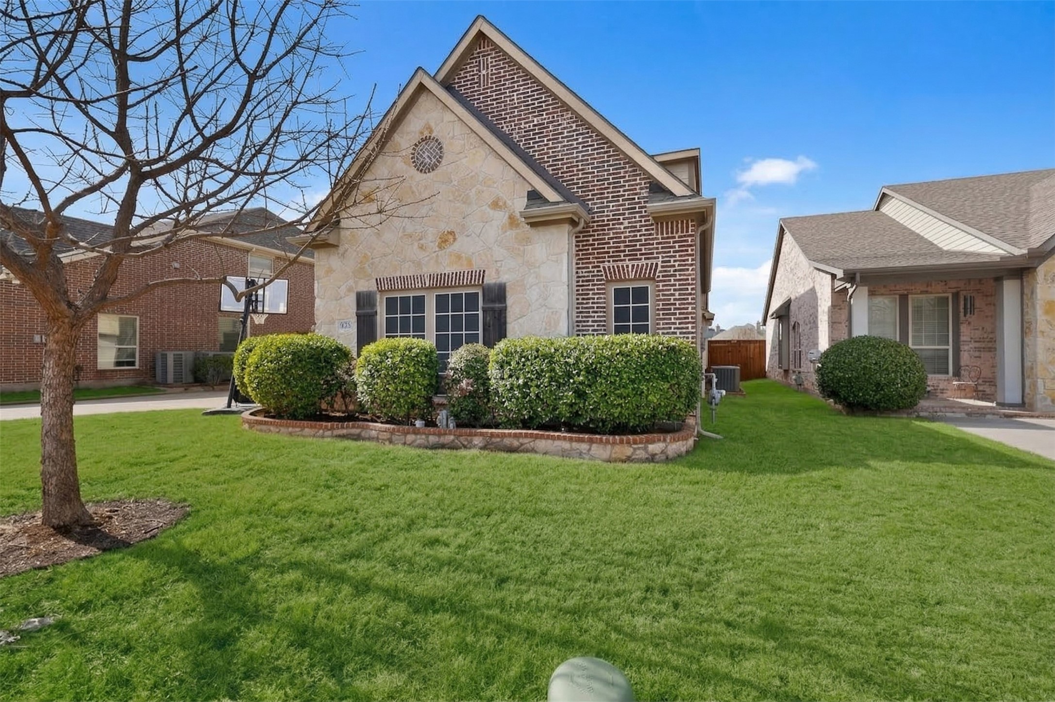 7625 Ridgedale Court