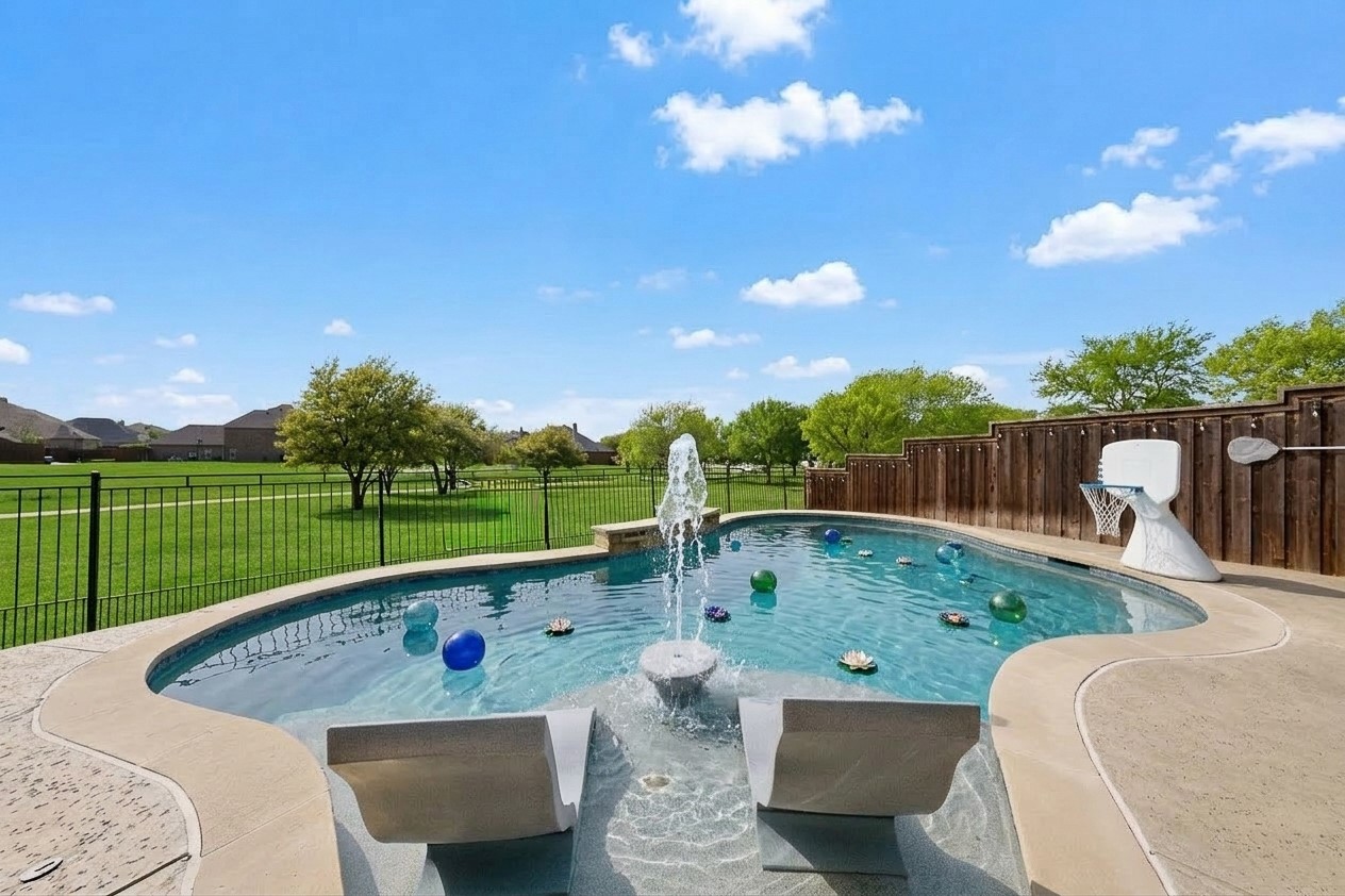 7625 Ridgedale Court