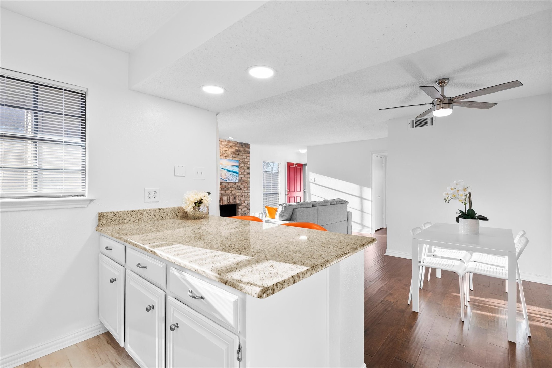 15221 Berry Trail 807