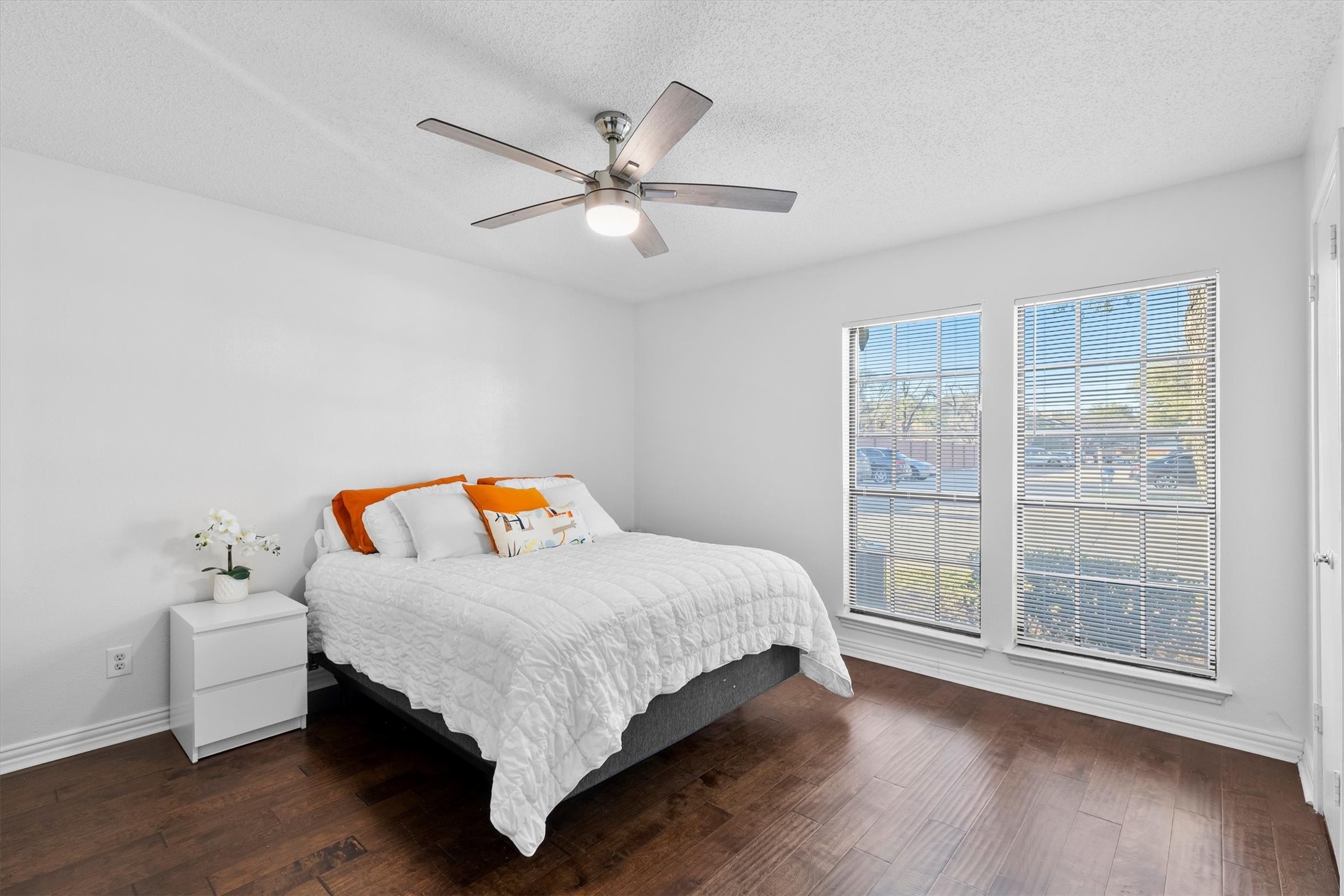 15221 Berry Trail 807