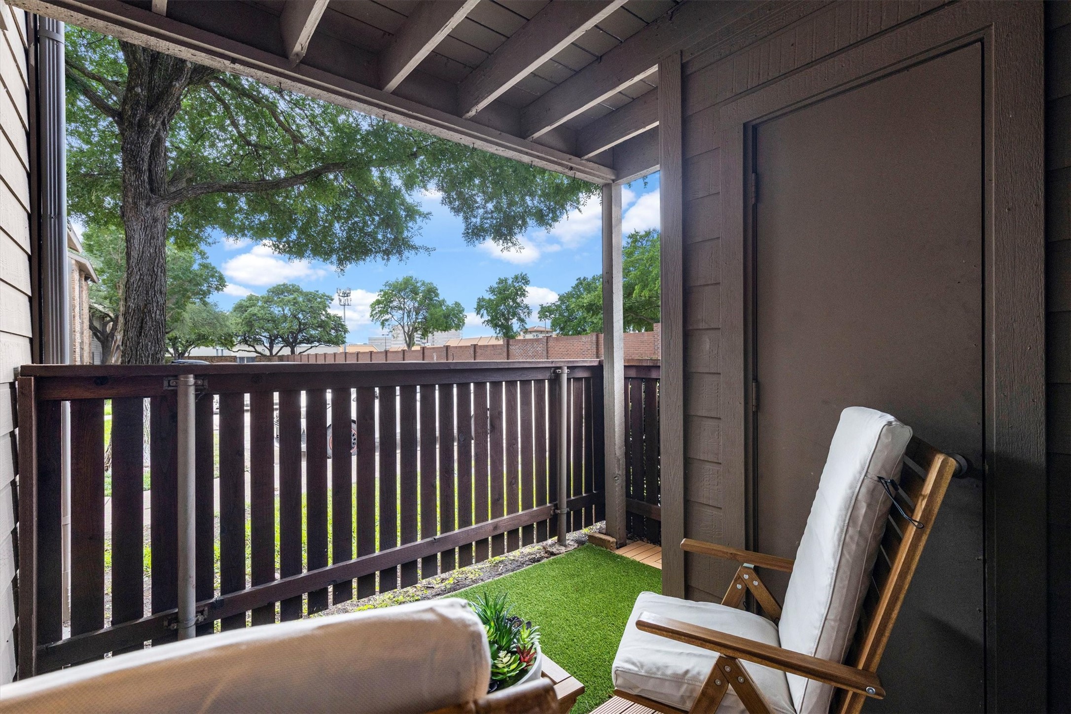 15221 Berry Trail 807