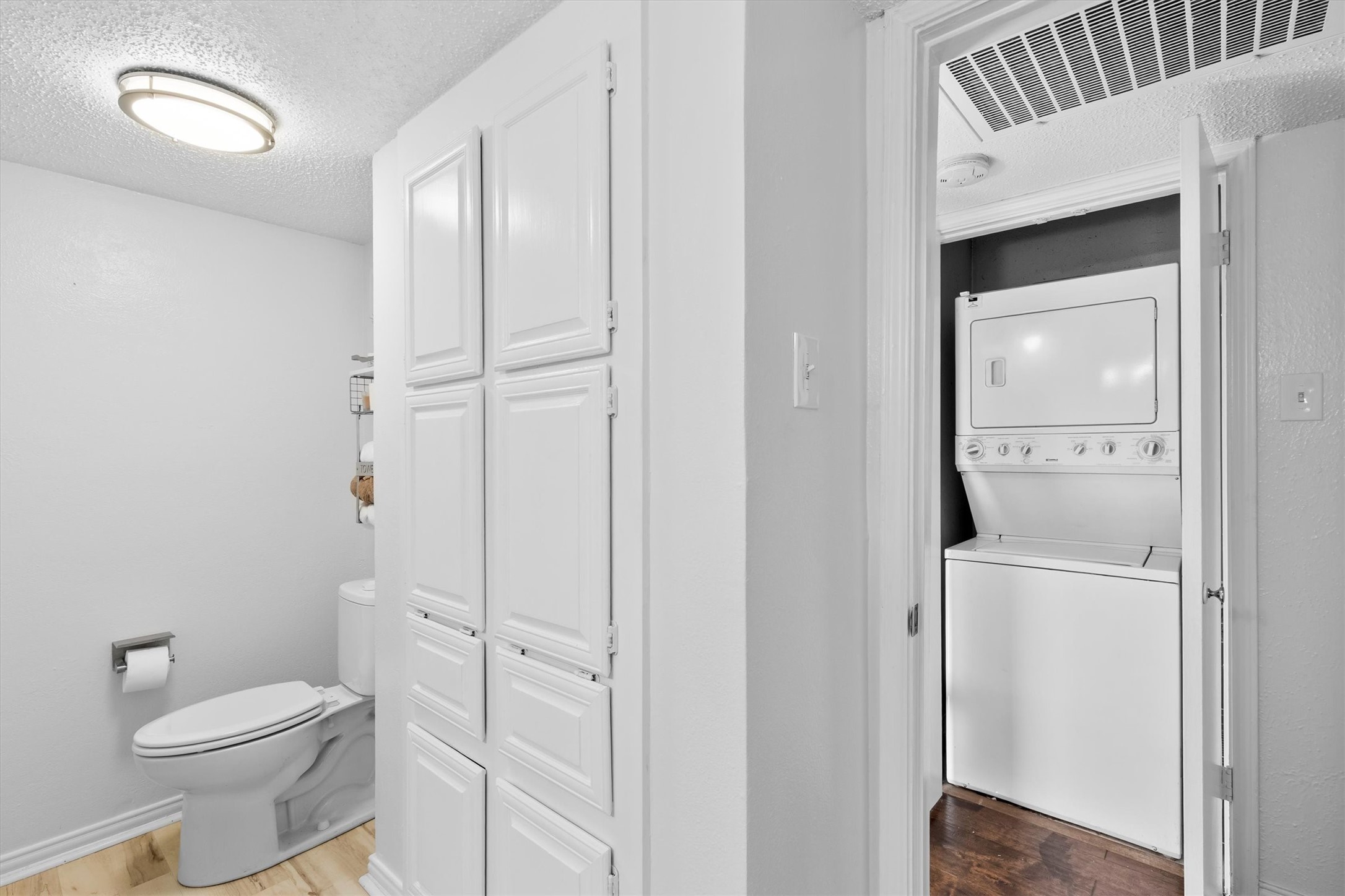 15221 Berry Trail 807