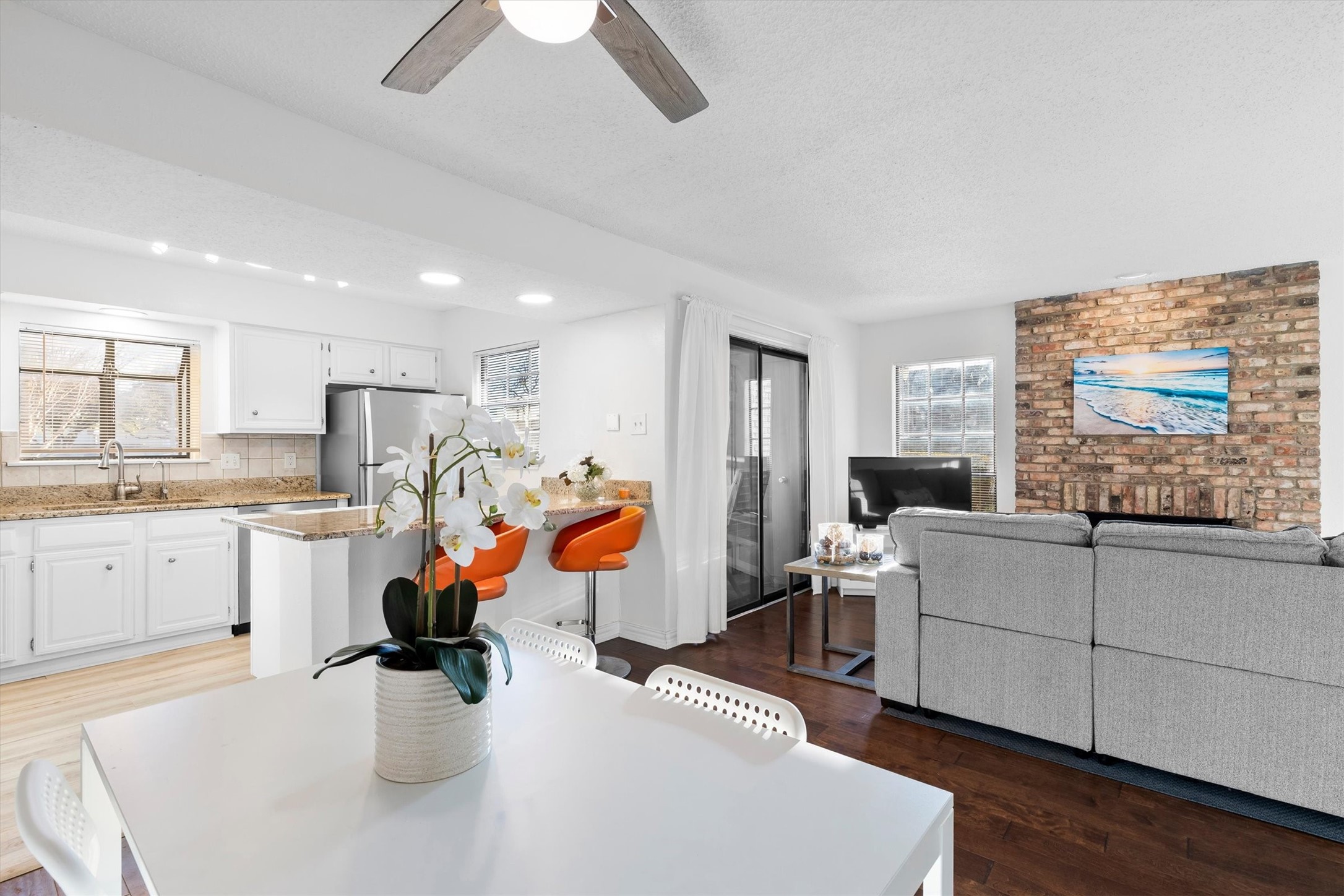15221 Berry Trail 807