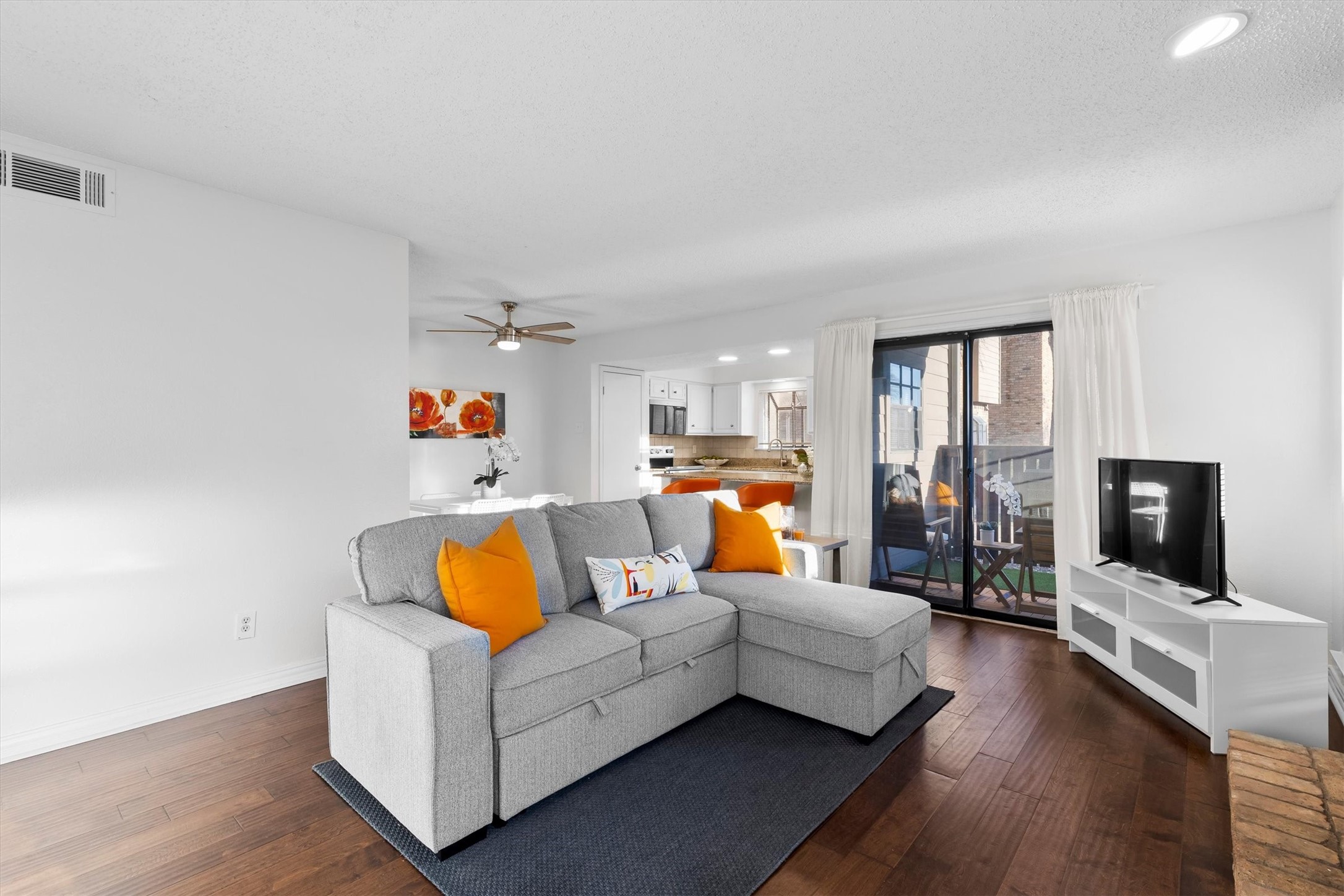 15221 Berry Trail 807
