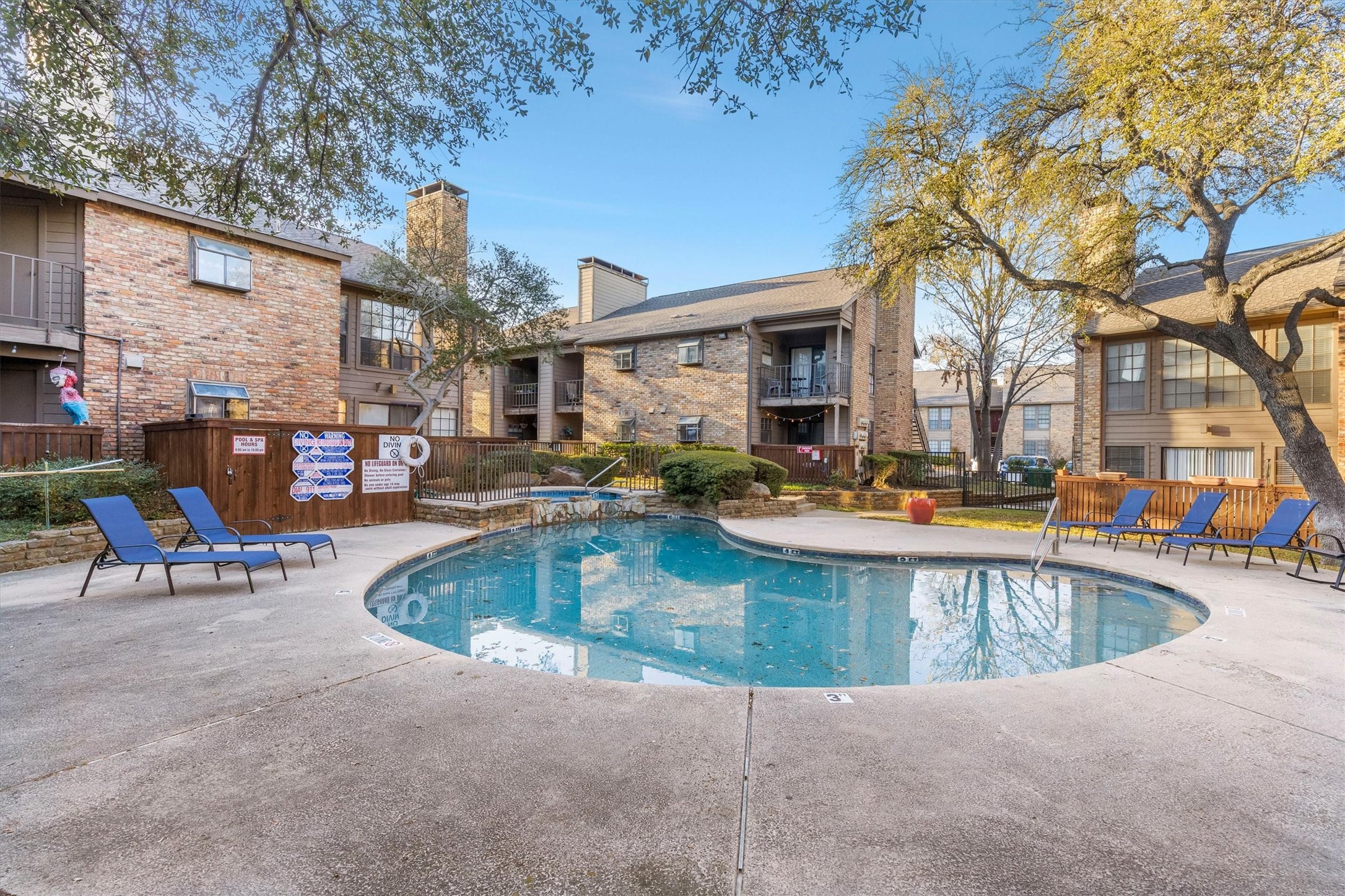 15221 Berry Trail 807