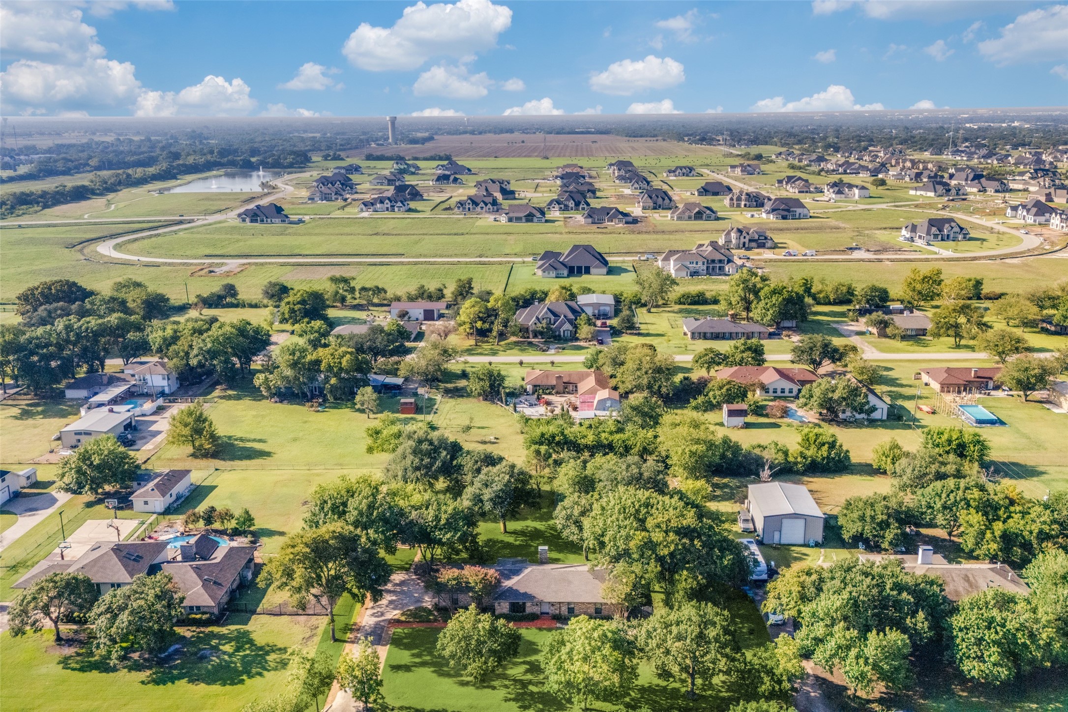 5404 Elisa Lane