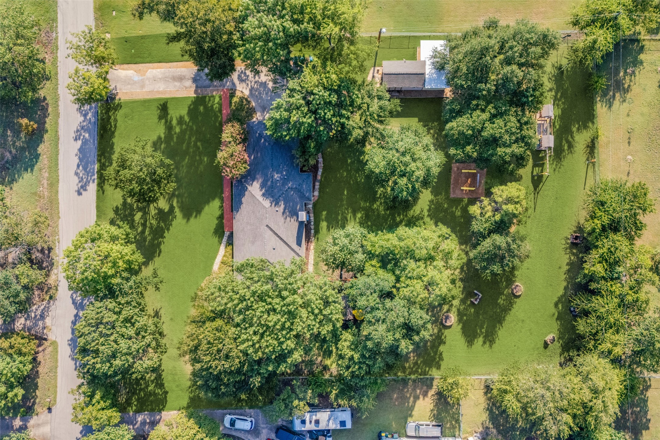 5404 Elisa Lane