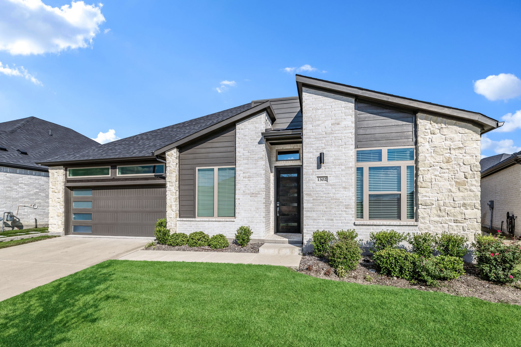 1302 Shorefront Drive