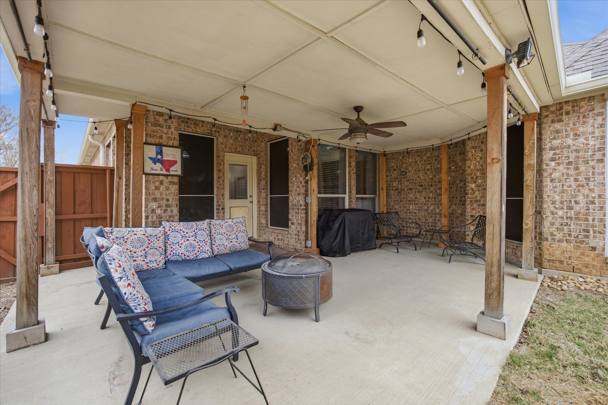 6306 Holly Crest Lane